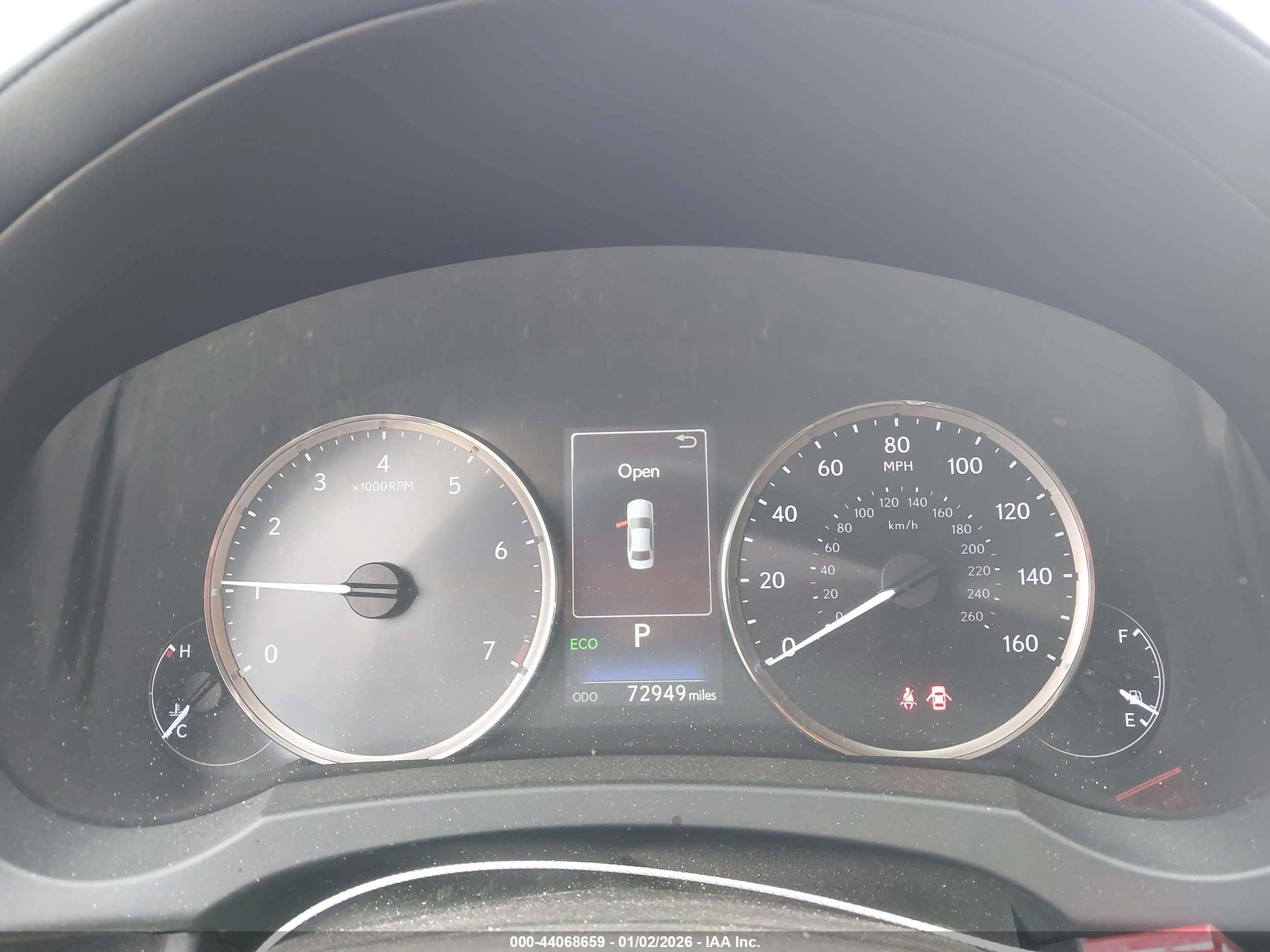 LEXUS IS image 7