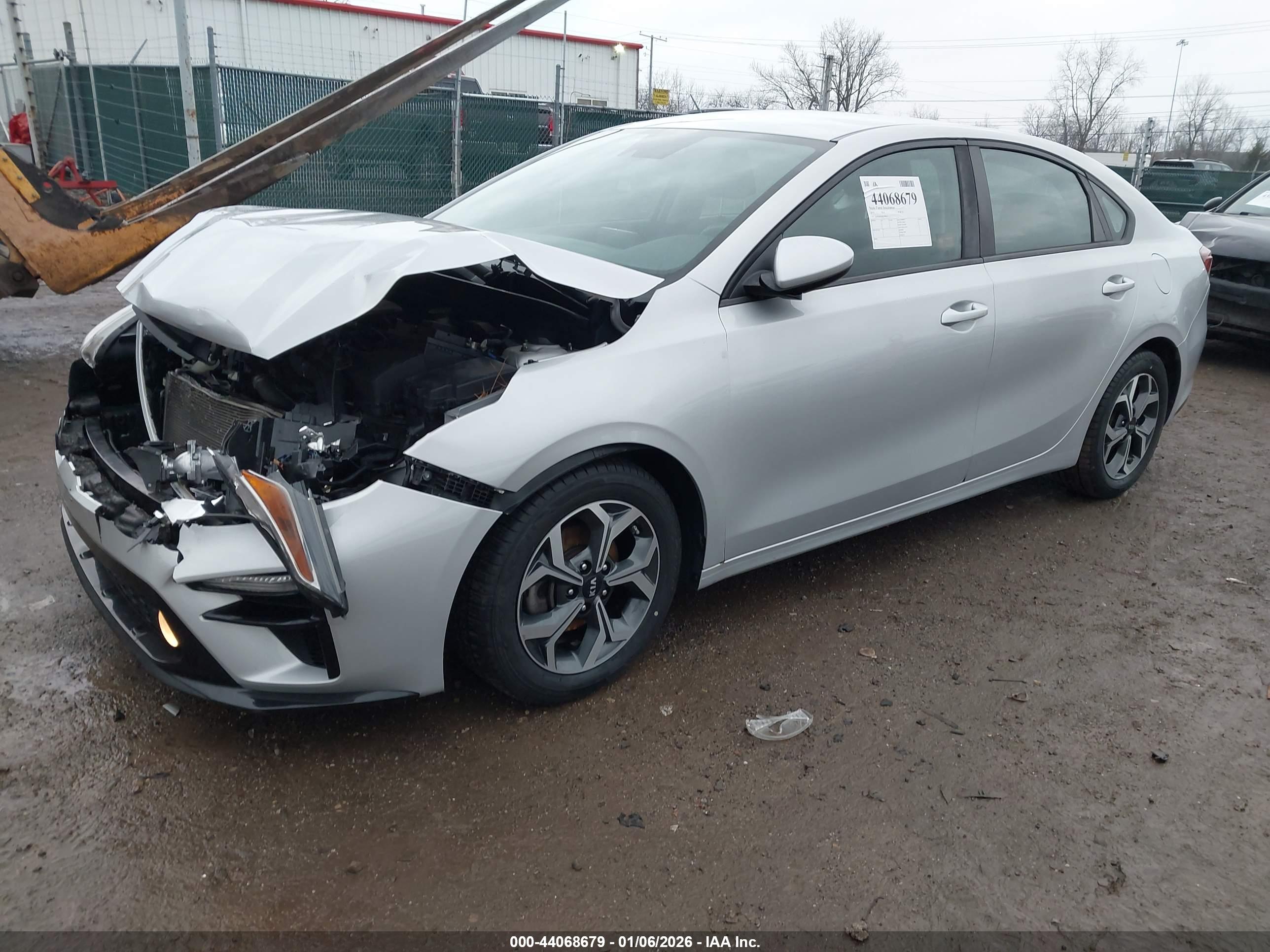 KIA FORTE image 2