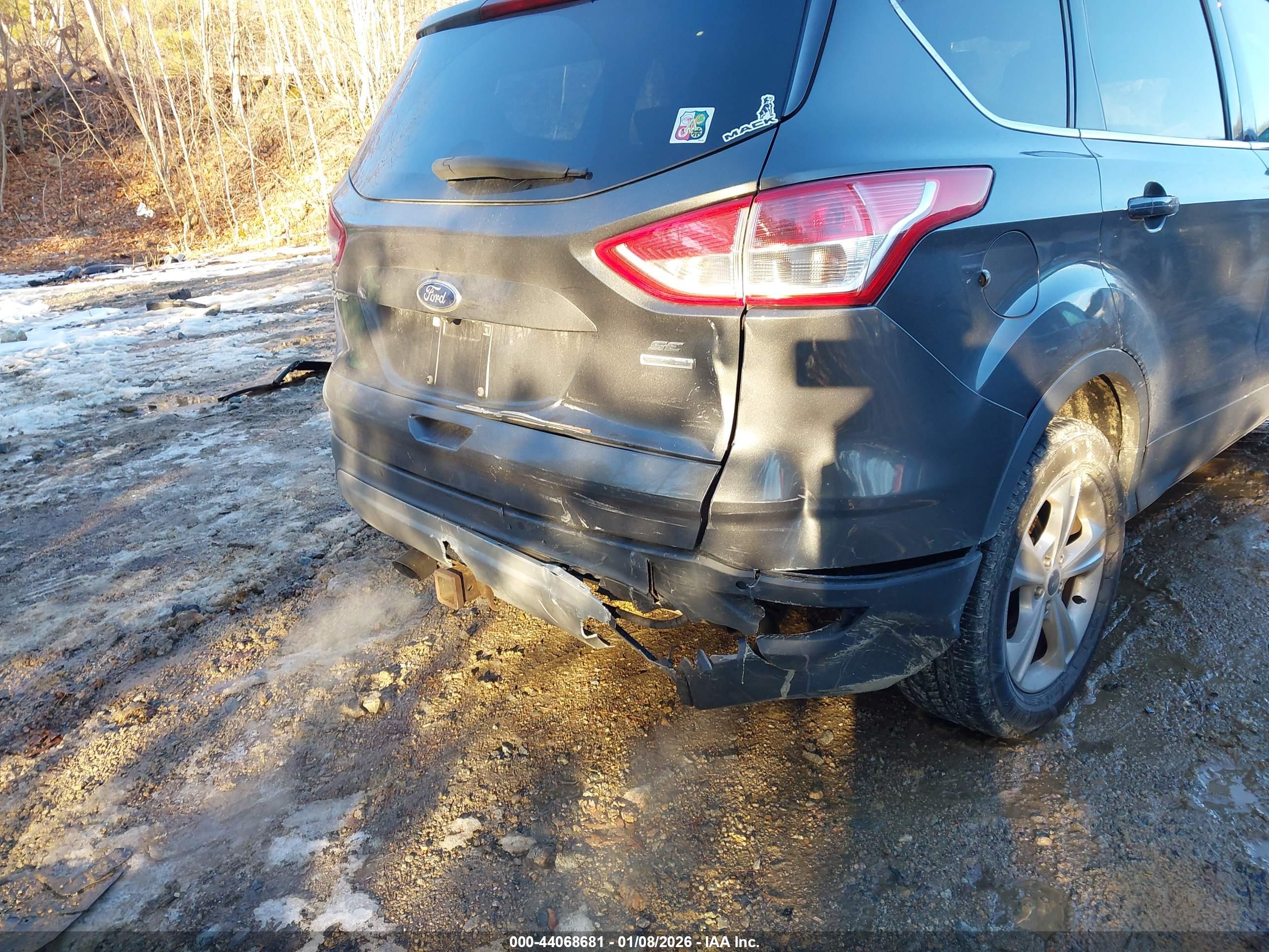 FORD ESCAPE image 6