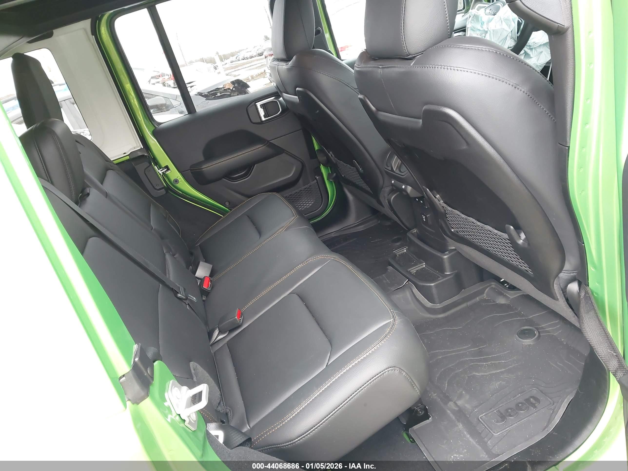 JEEP WRANGLER image 8