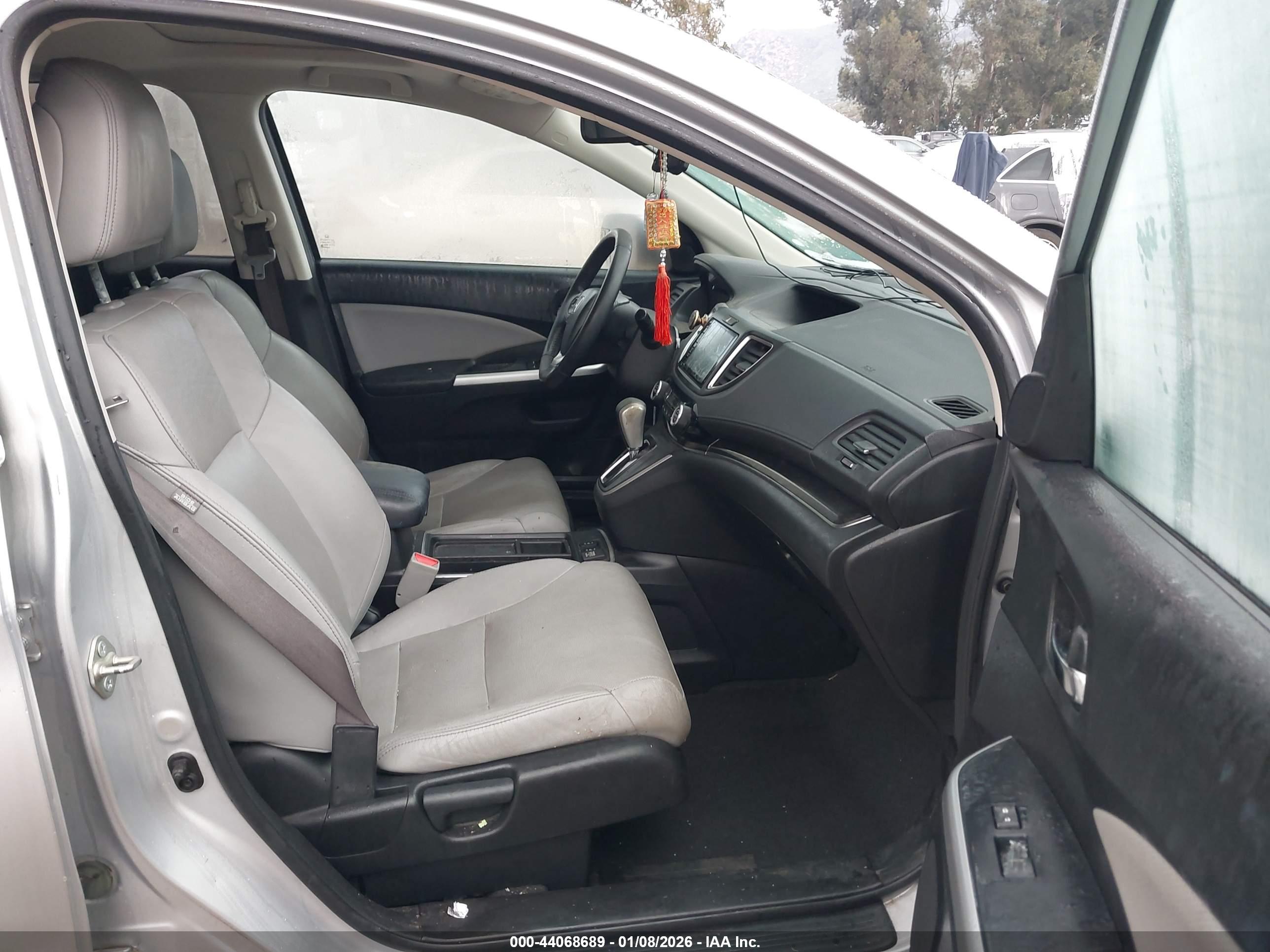 HONDA CR-V image 5