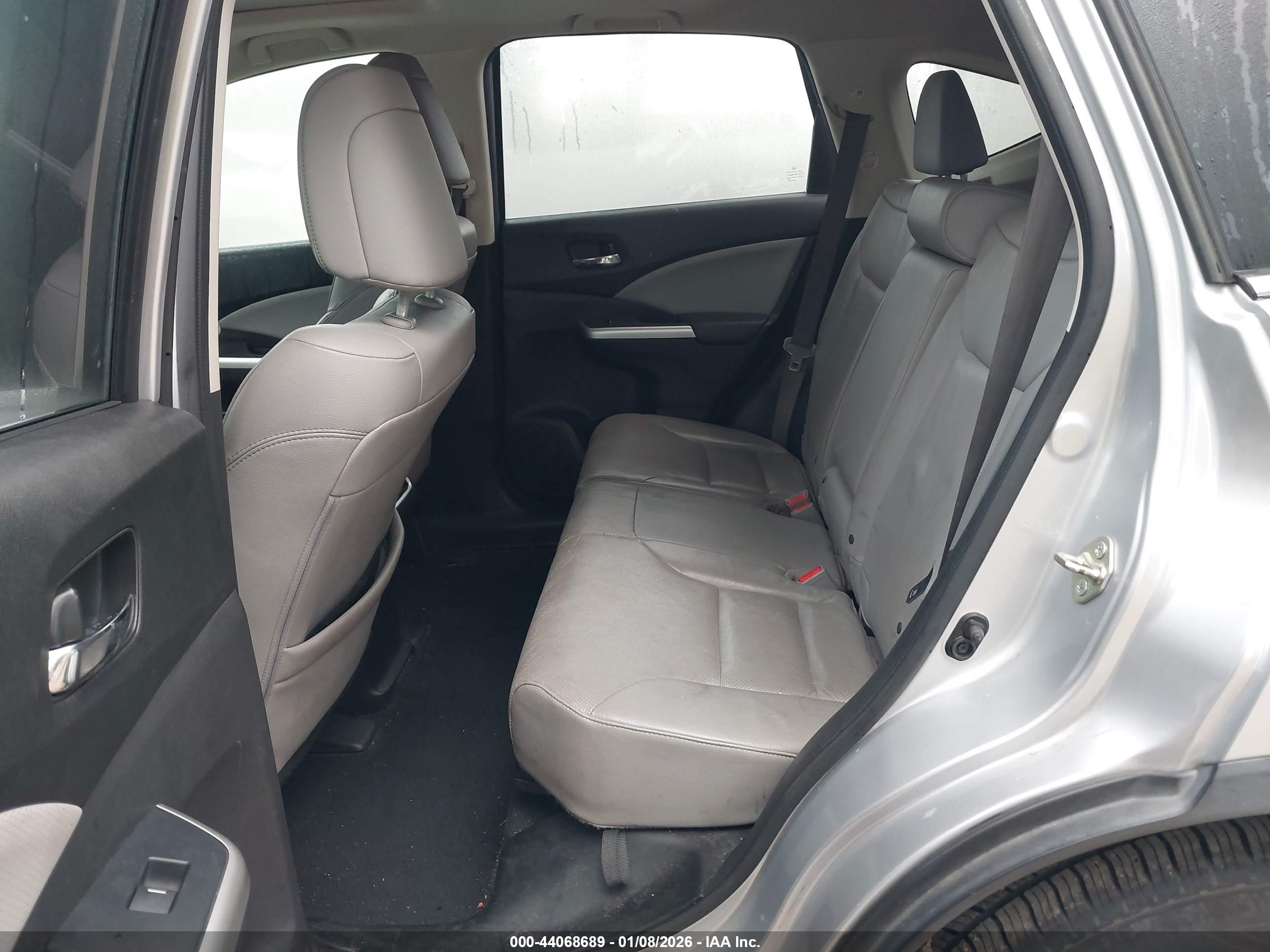 HONDA CR-V image 8
