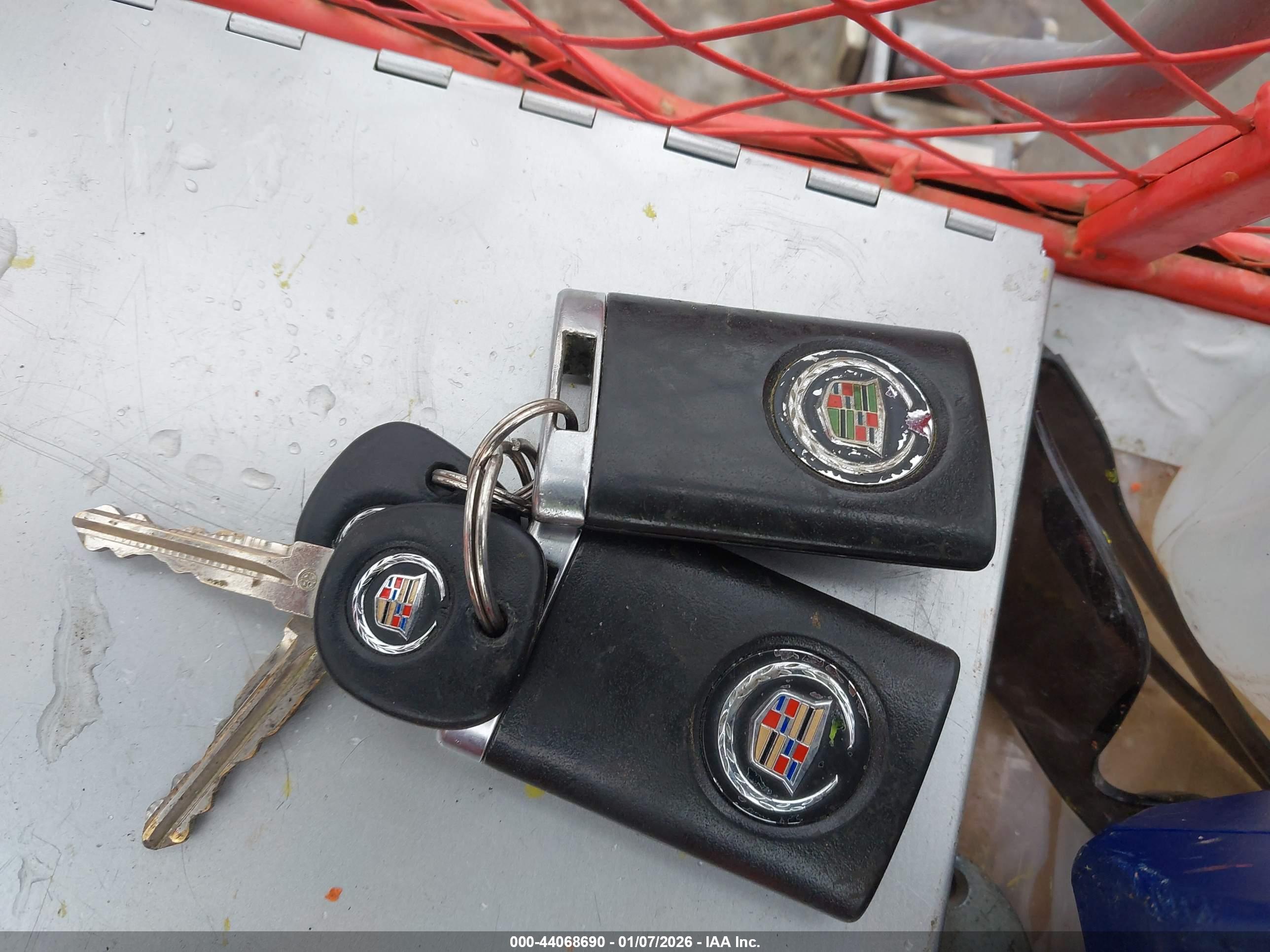 CADILLAC CTS image 11