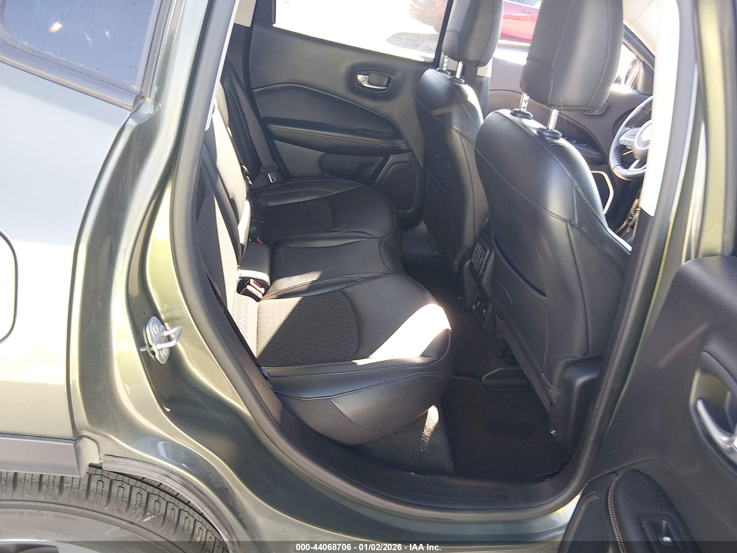 JEEP COMPASS image 8