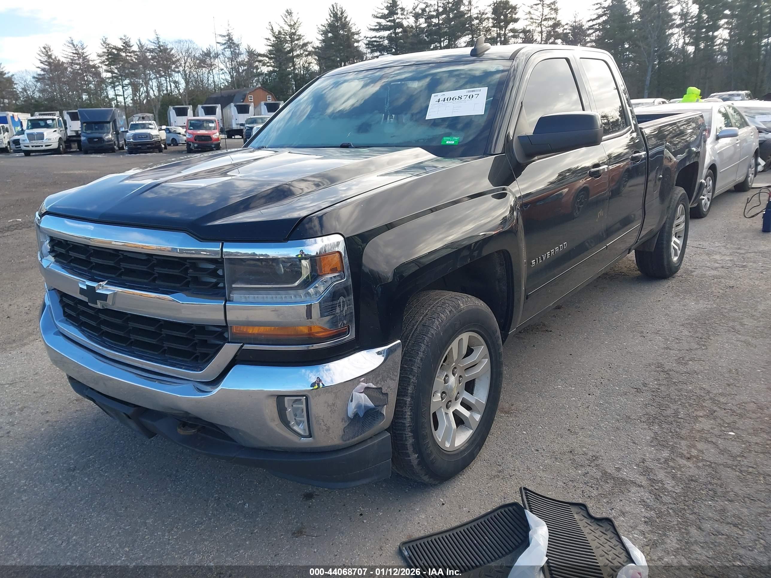 CHEVROLET SILVERADO image 2