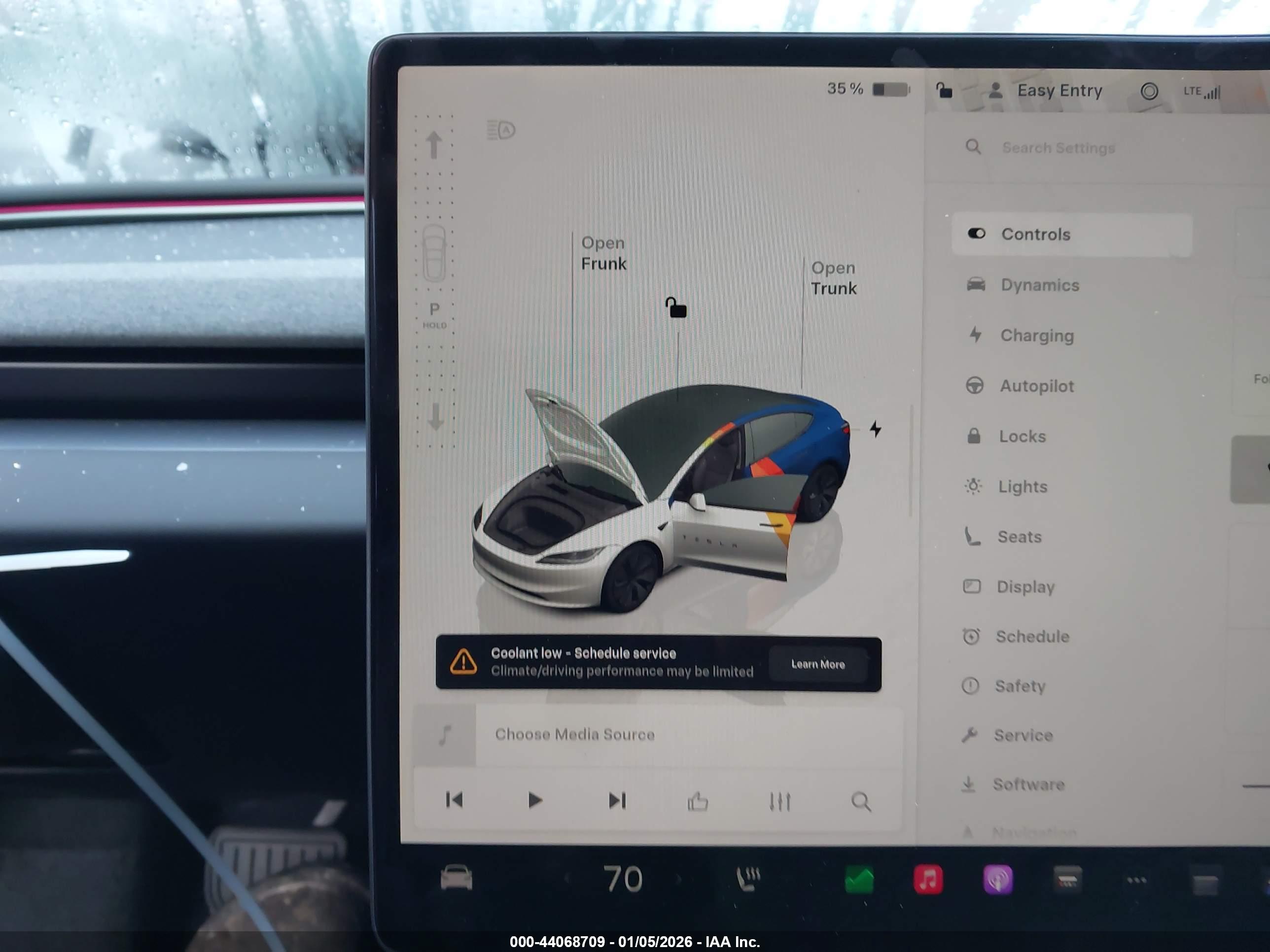 TESLA MODEL image 7