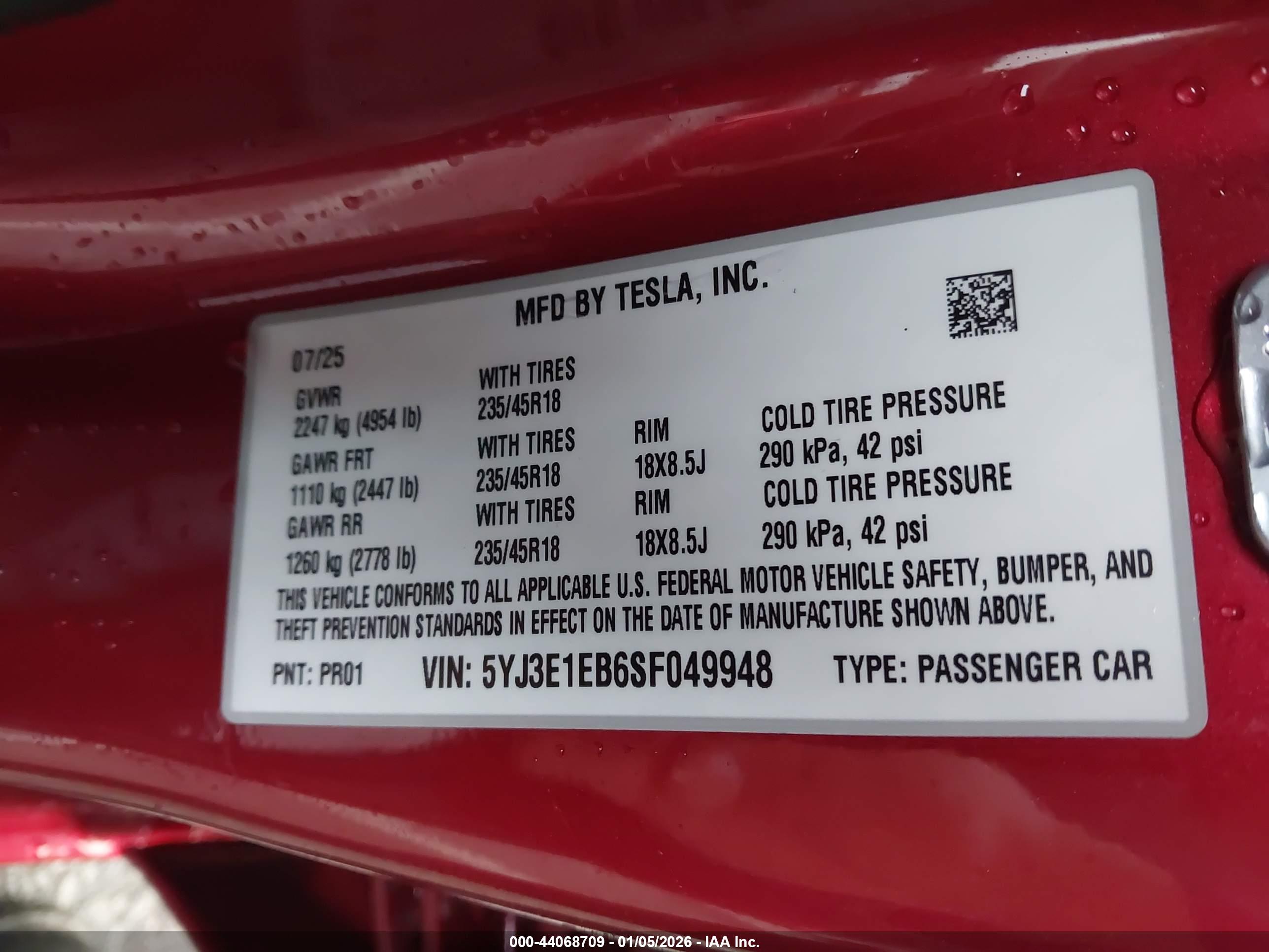 TESLA MODEL image 9