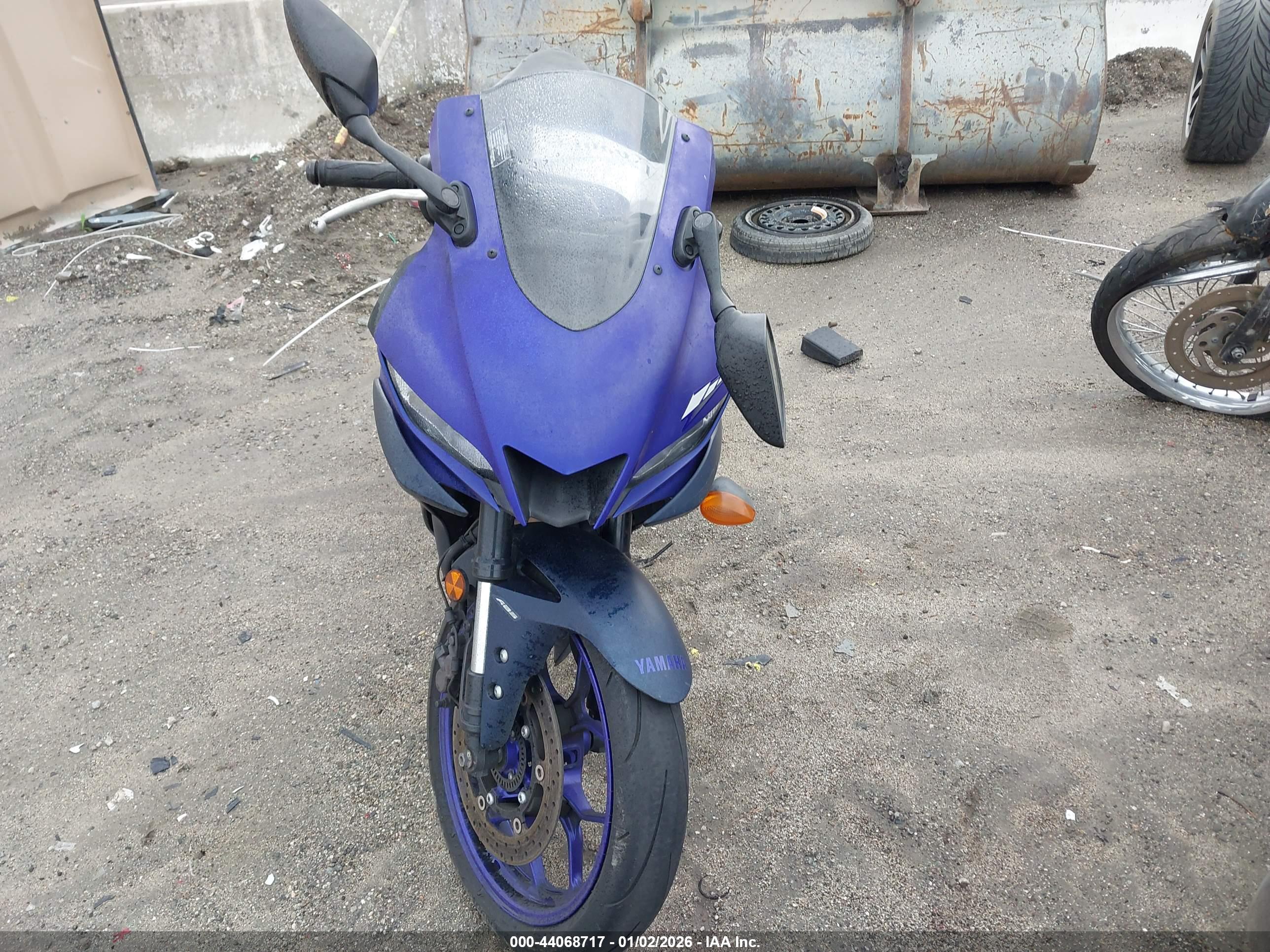 YAMAHA YZFR3 image 5