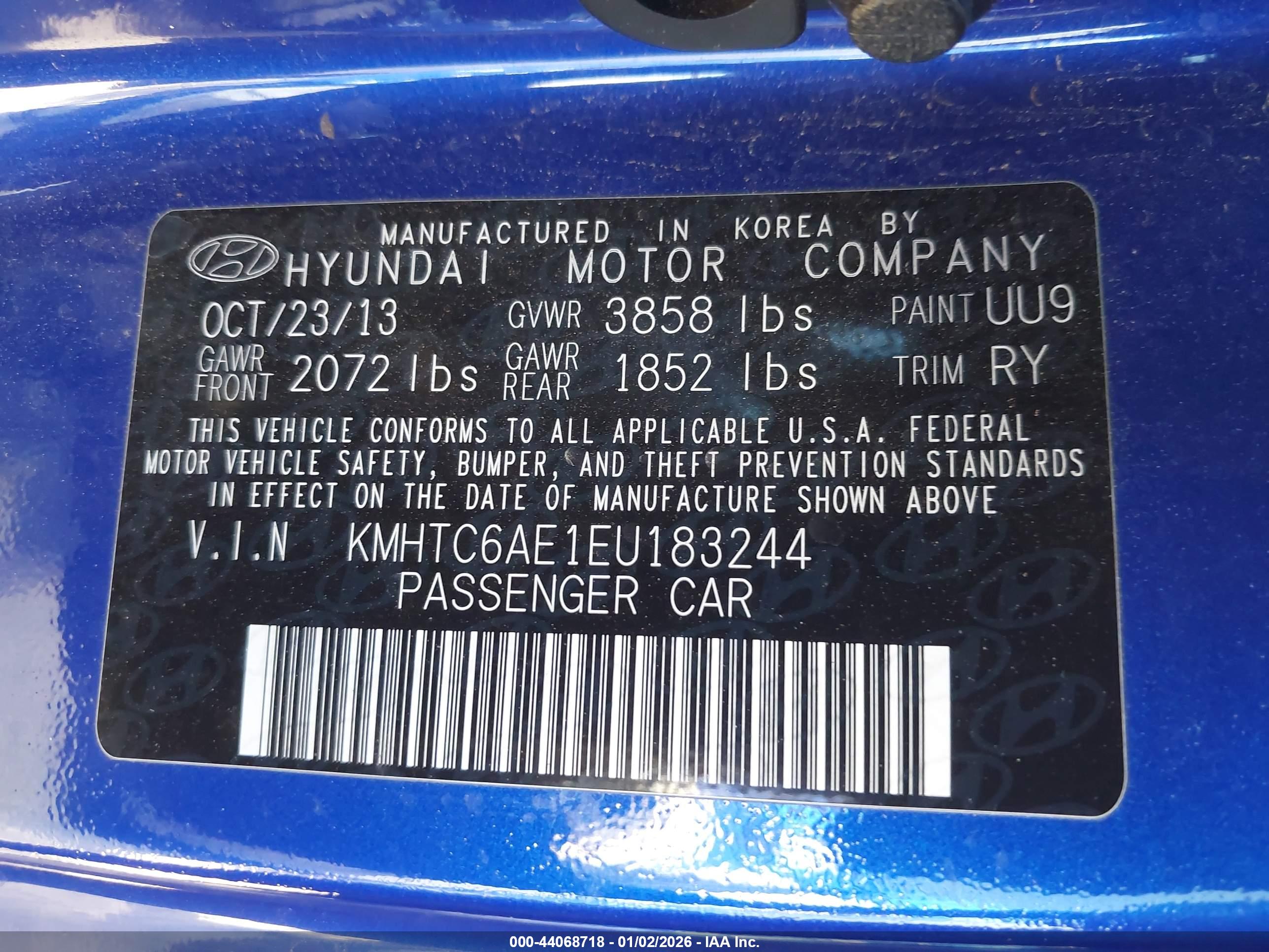 HYUNDAI VELOSTER image 9