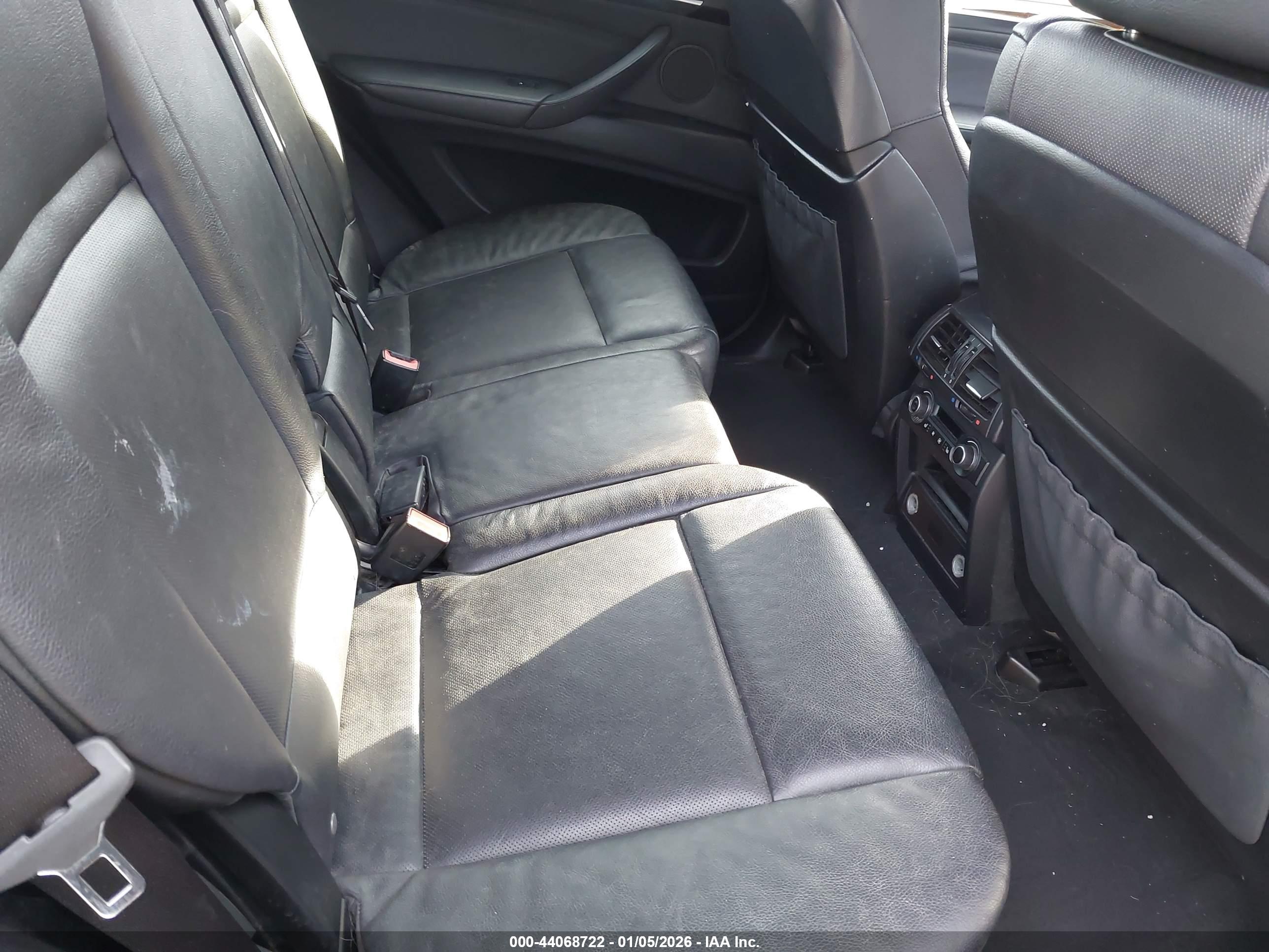 BMW X5 image 8