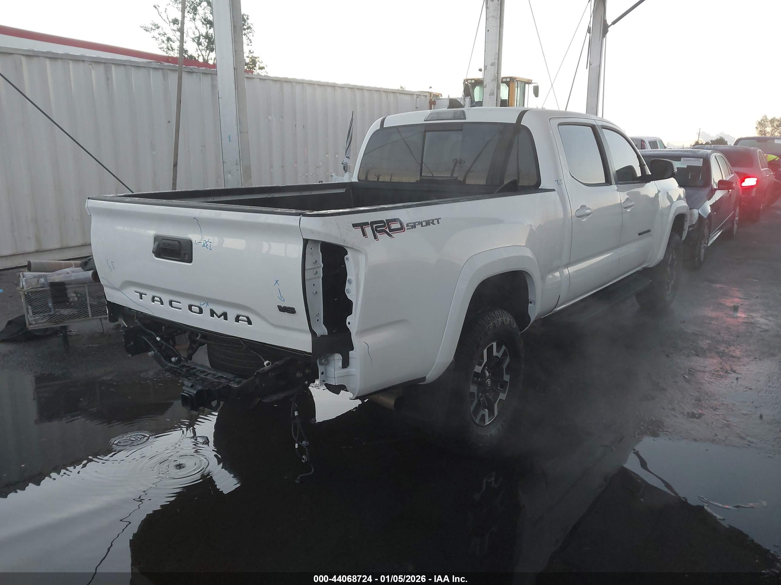 TOYOTA TACOMA image 4