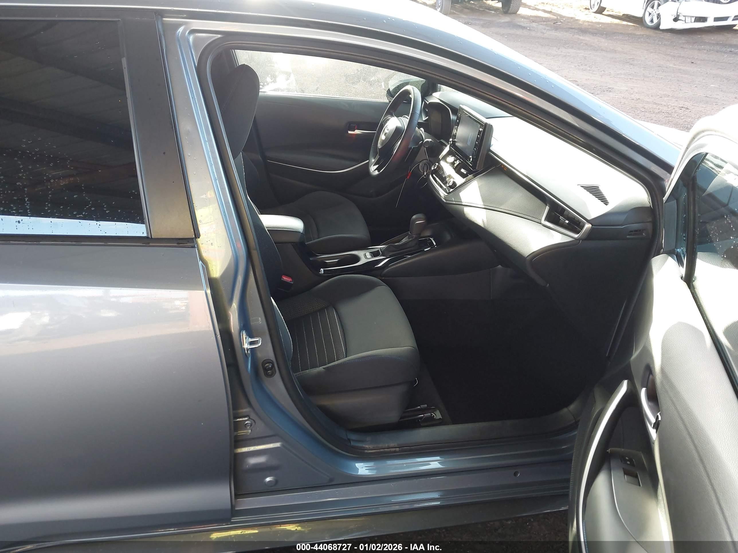 TOYOTA COROLLA image 5