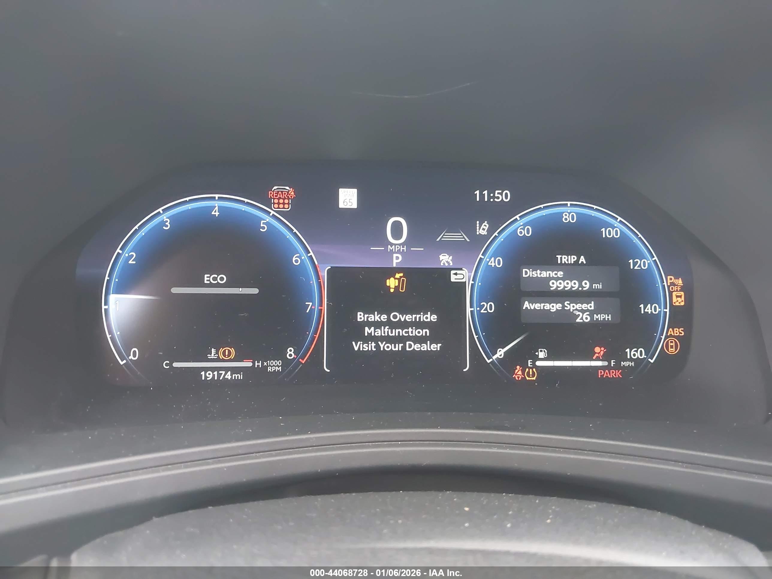 TOYOTA GRAND image 7