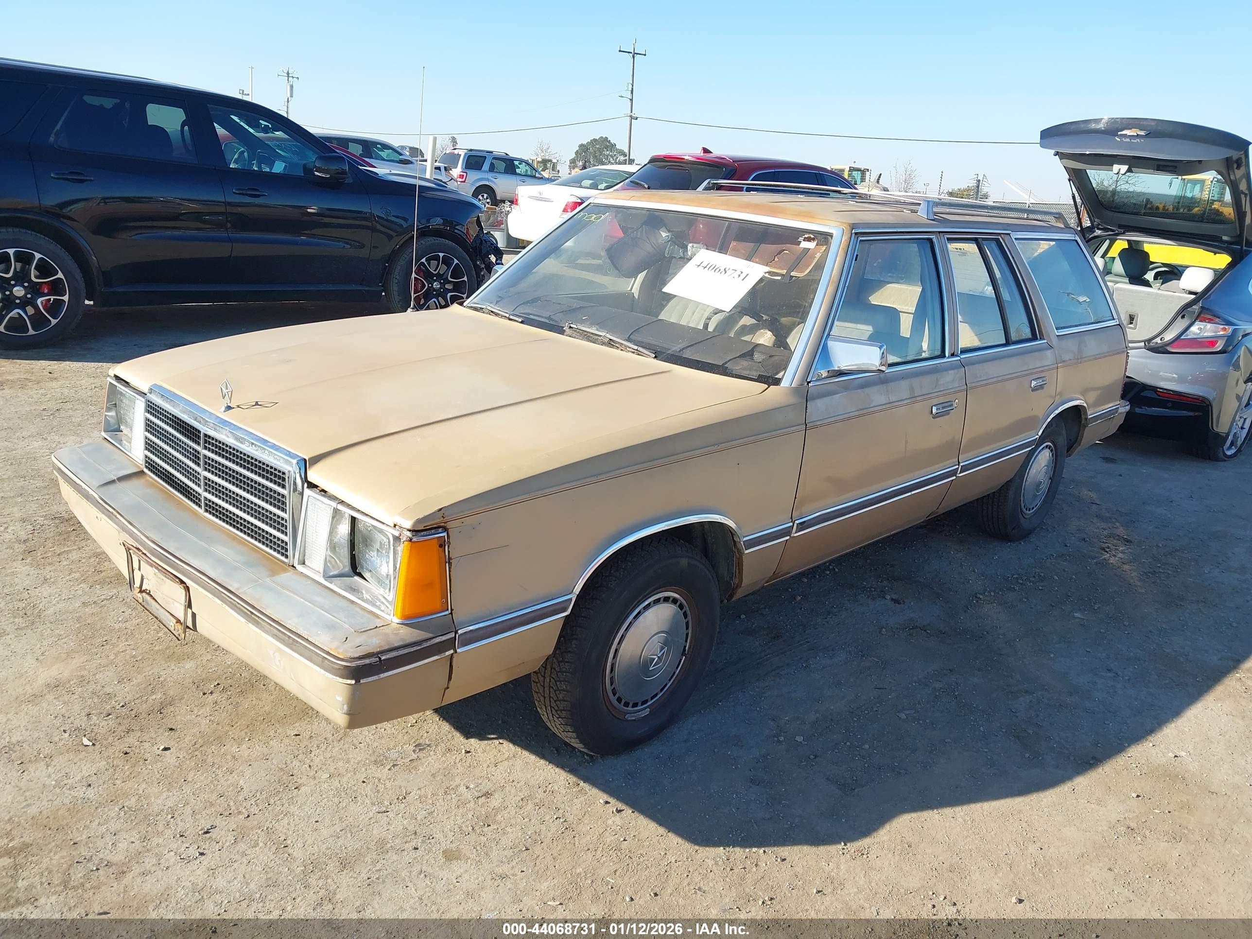 PLYMOUTH RELIANT image 2