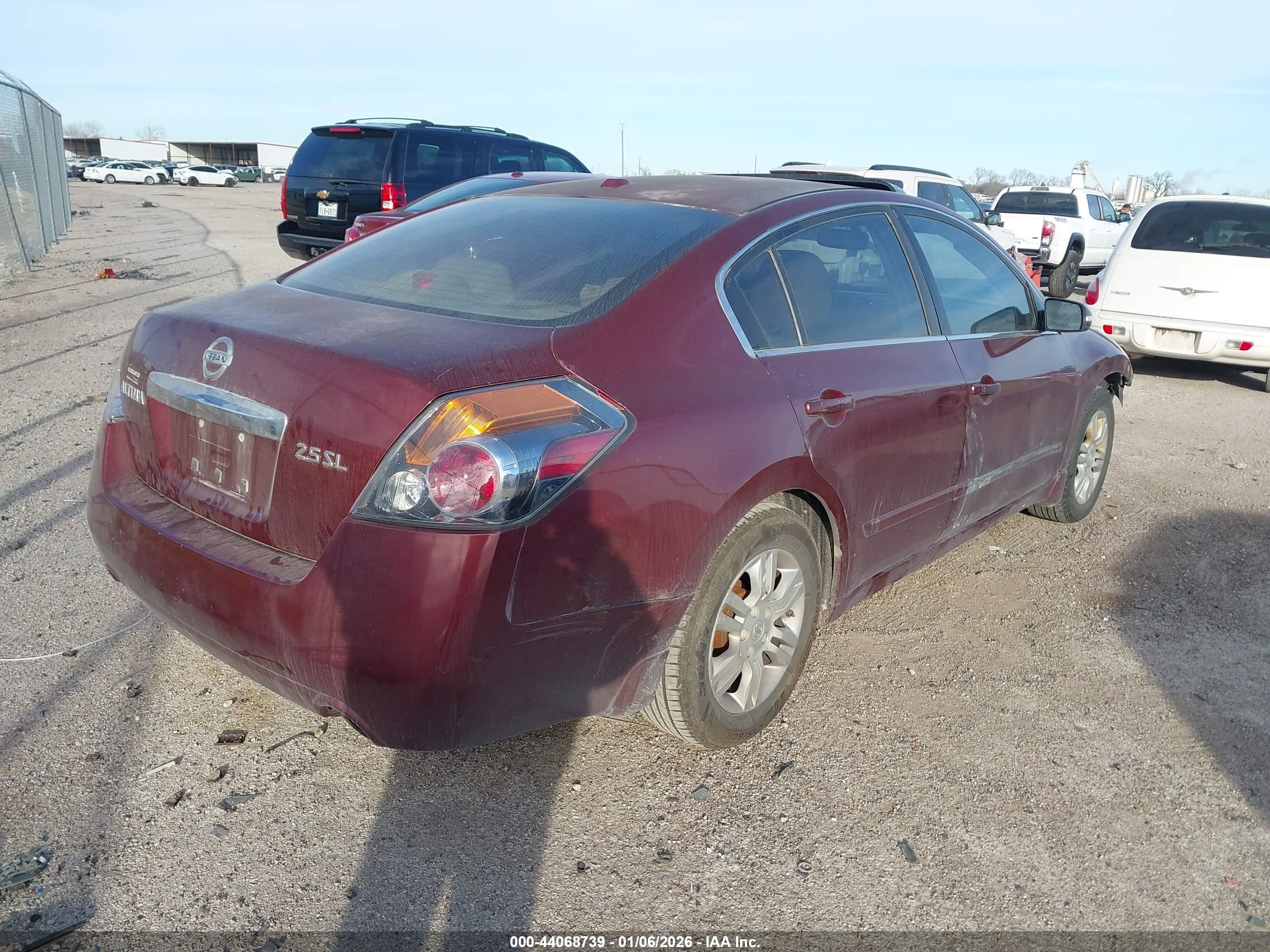 NISSAN ALTIMA image 4