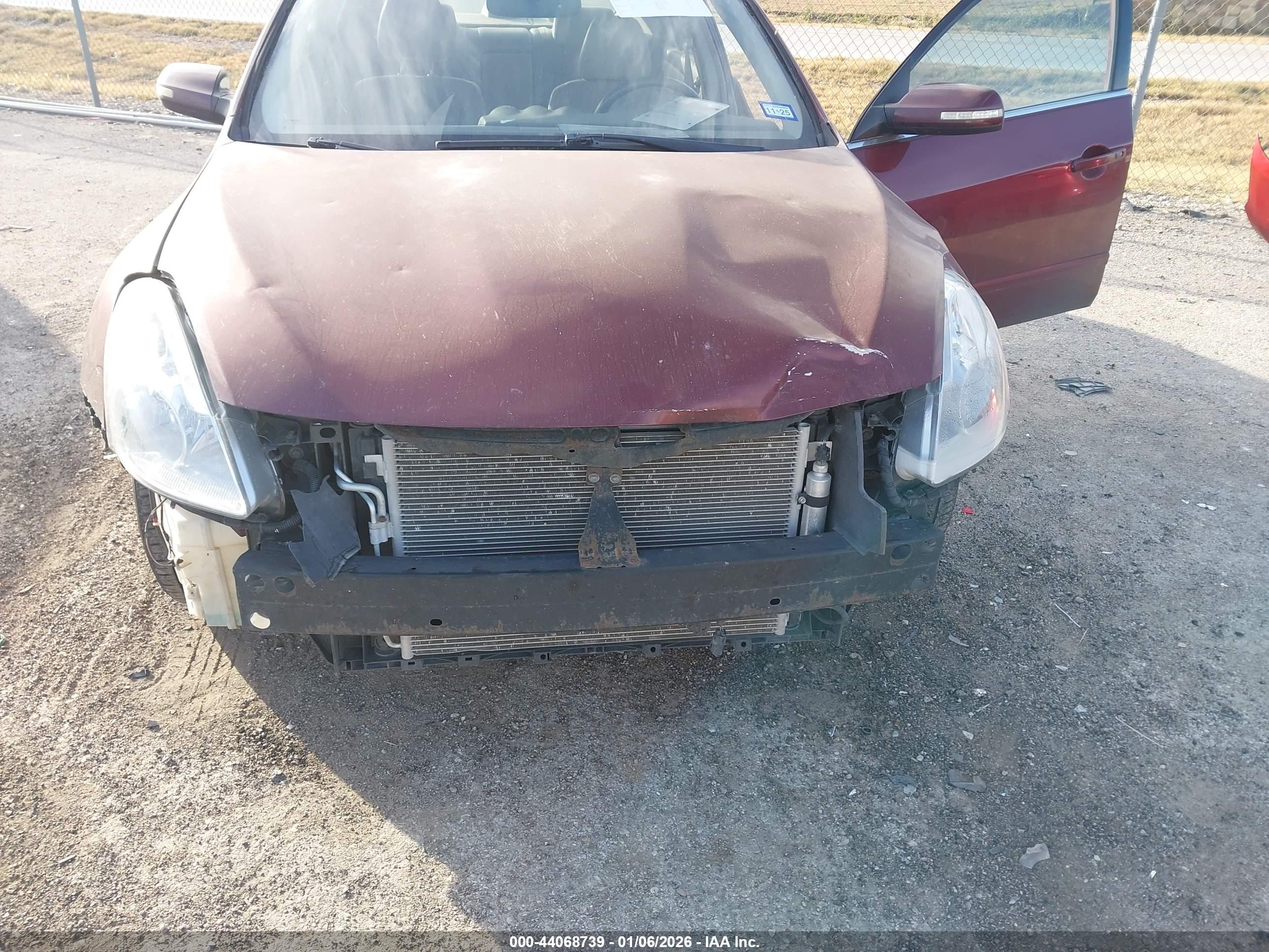NISSAN ALTIMA image 6