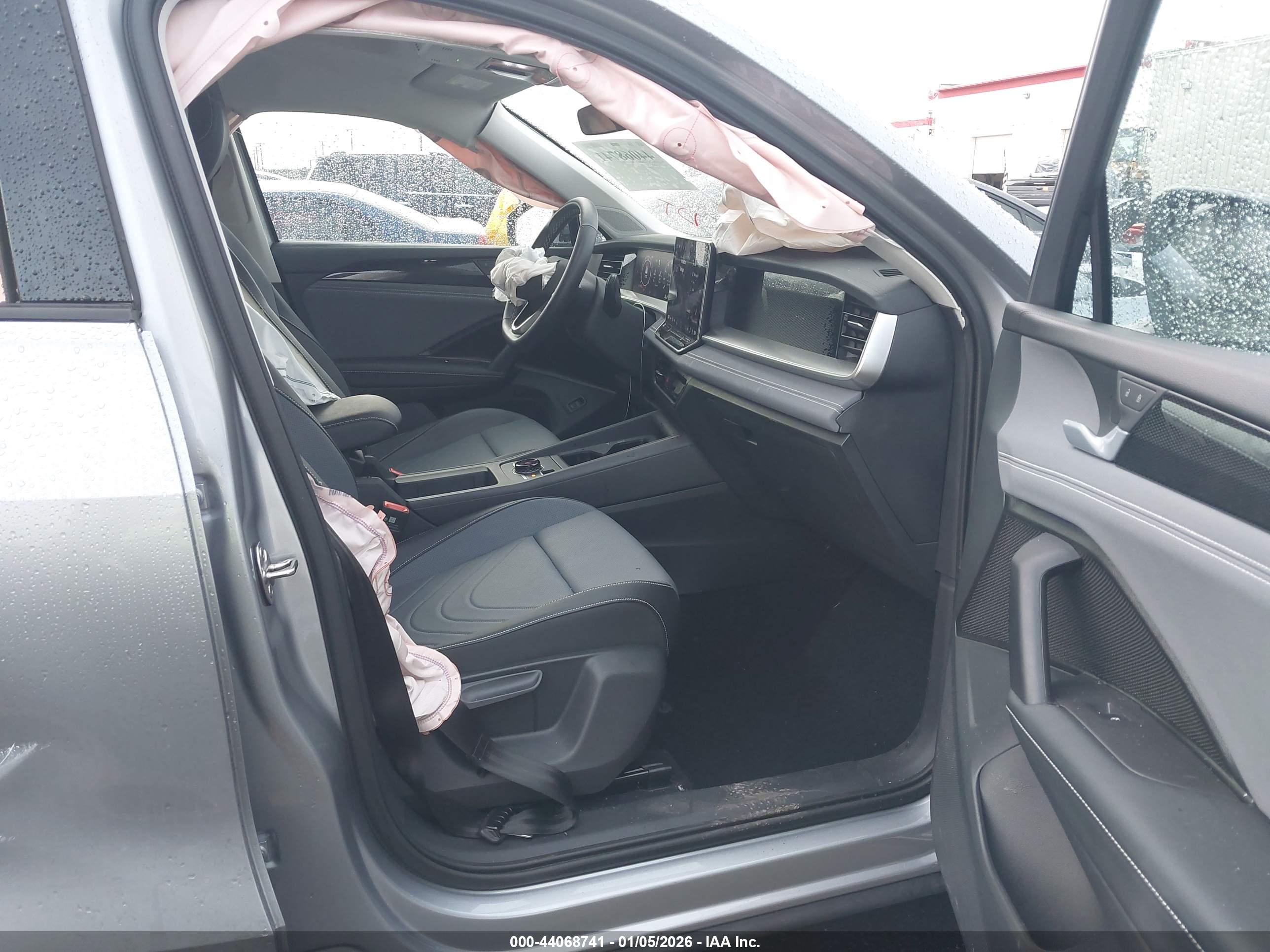 VOLKSWAGEN TIGUAN image 5