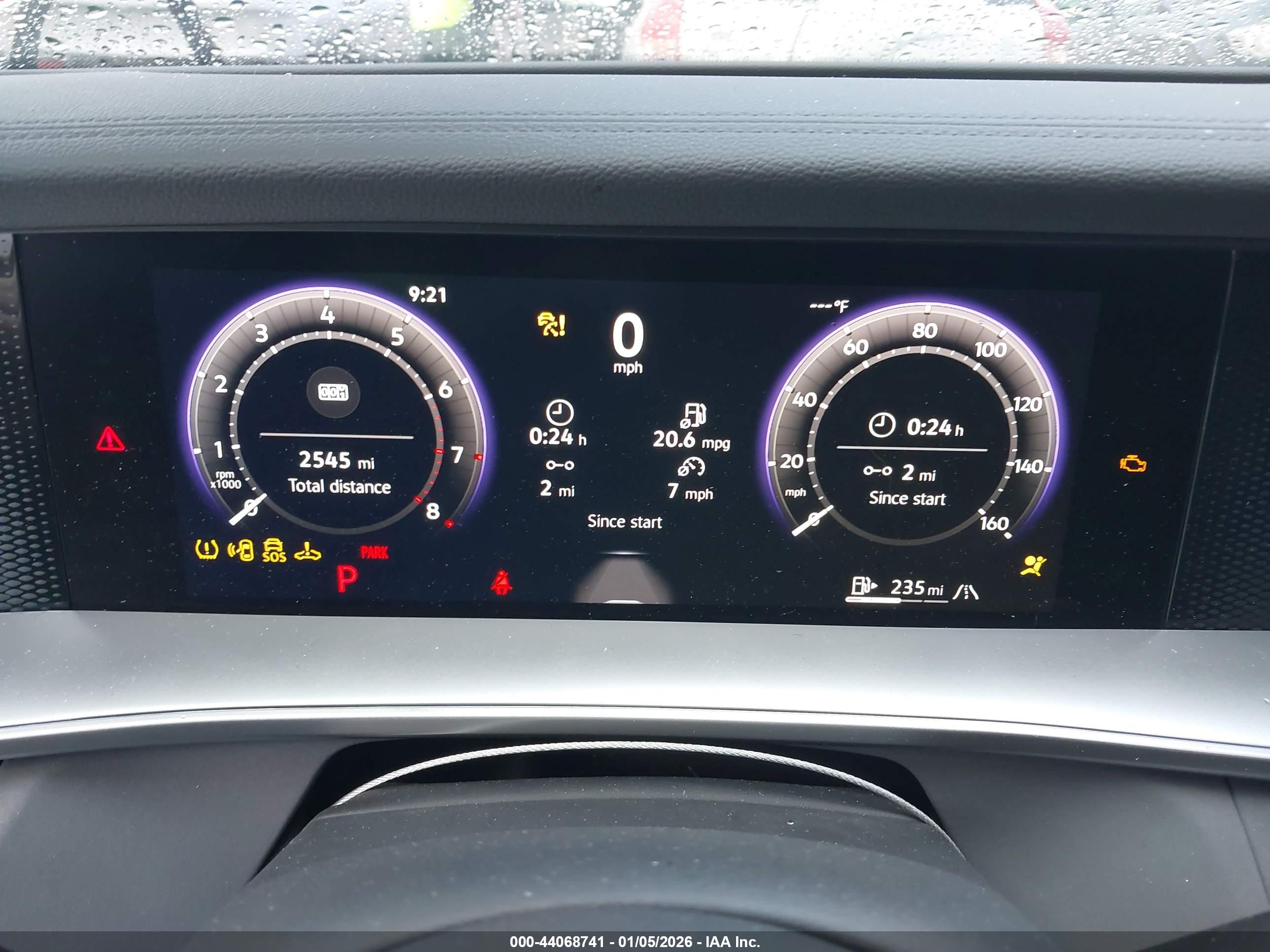 VOLKSWAGEN TIGUAN image 7