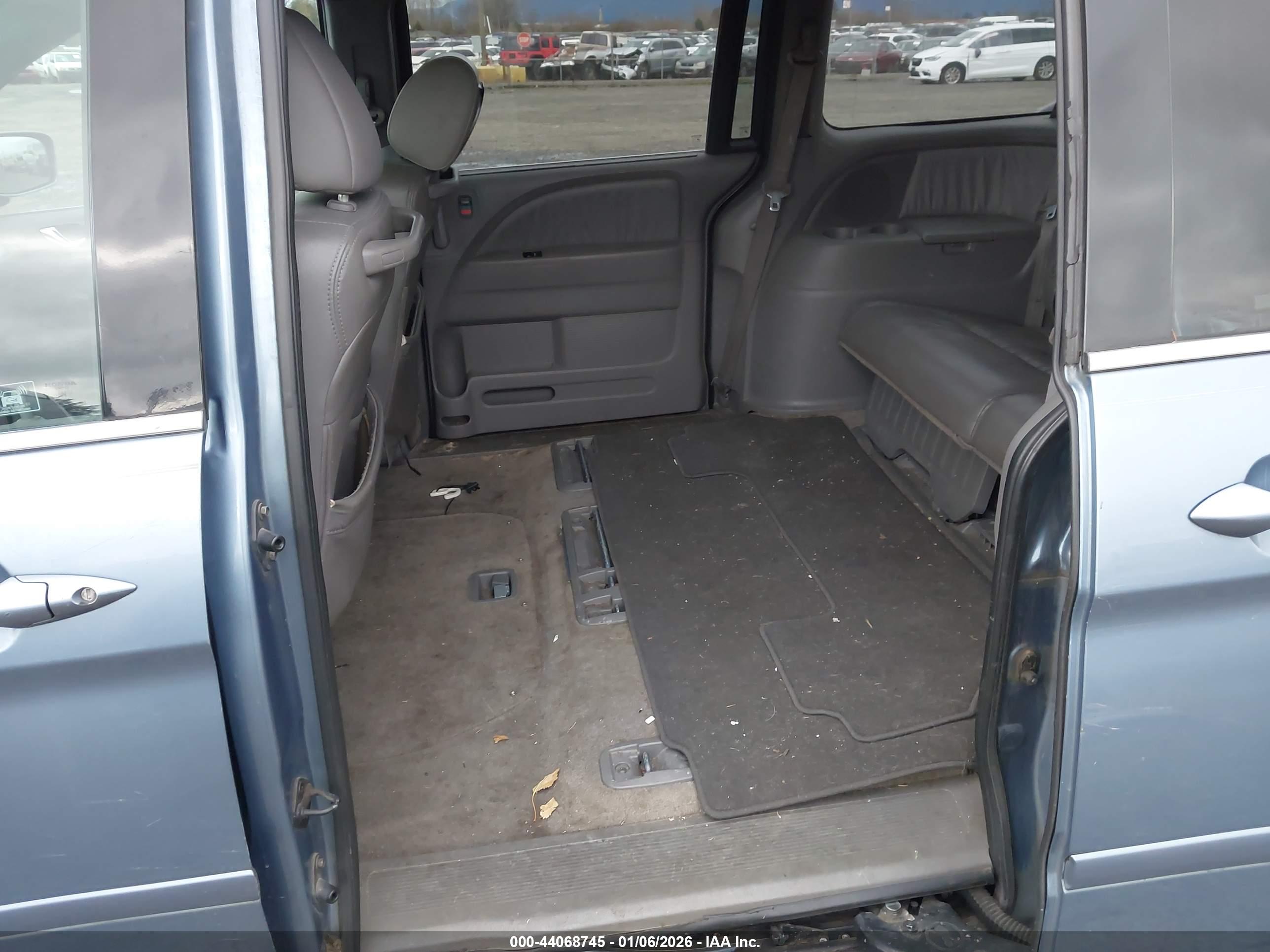HONDA ODYSSEY image 8