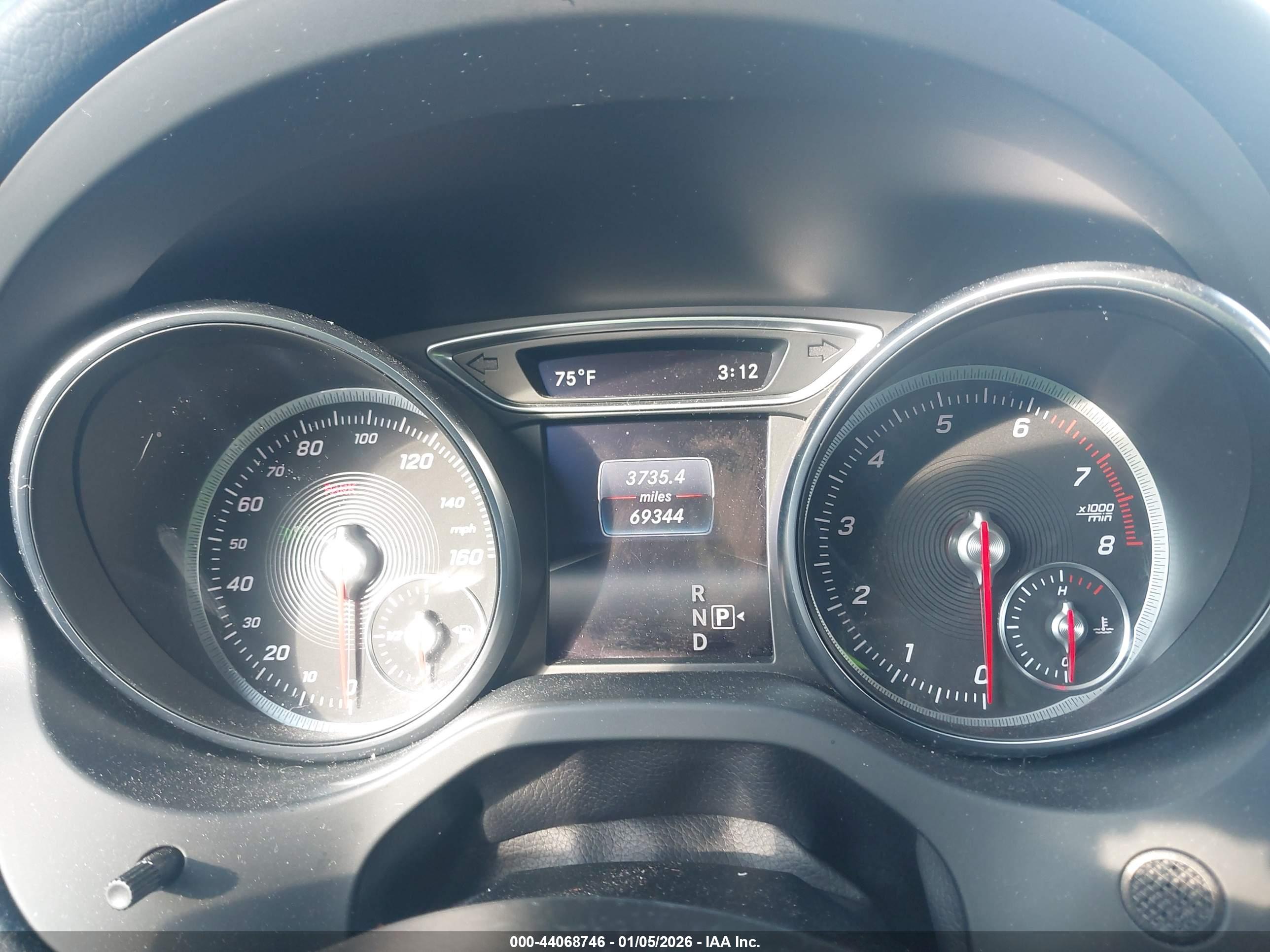 MERCEDES-BENZ GLA image 7