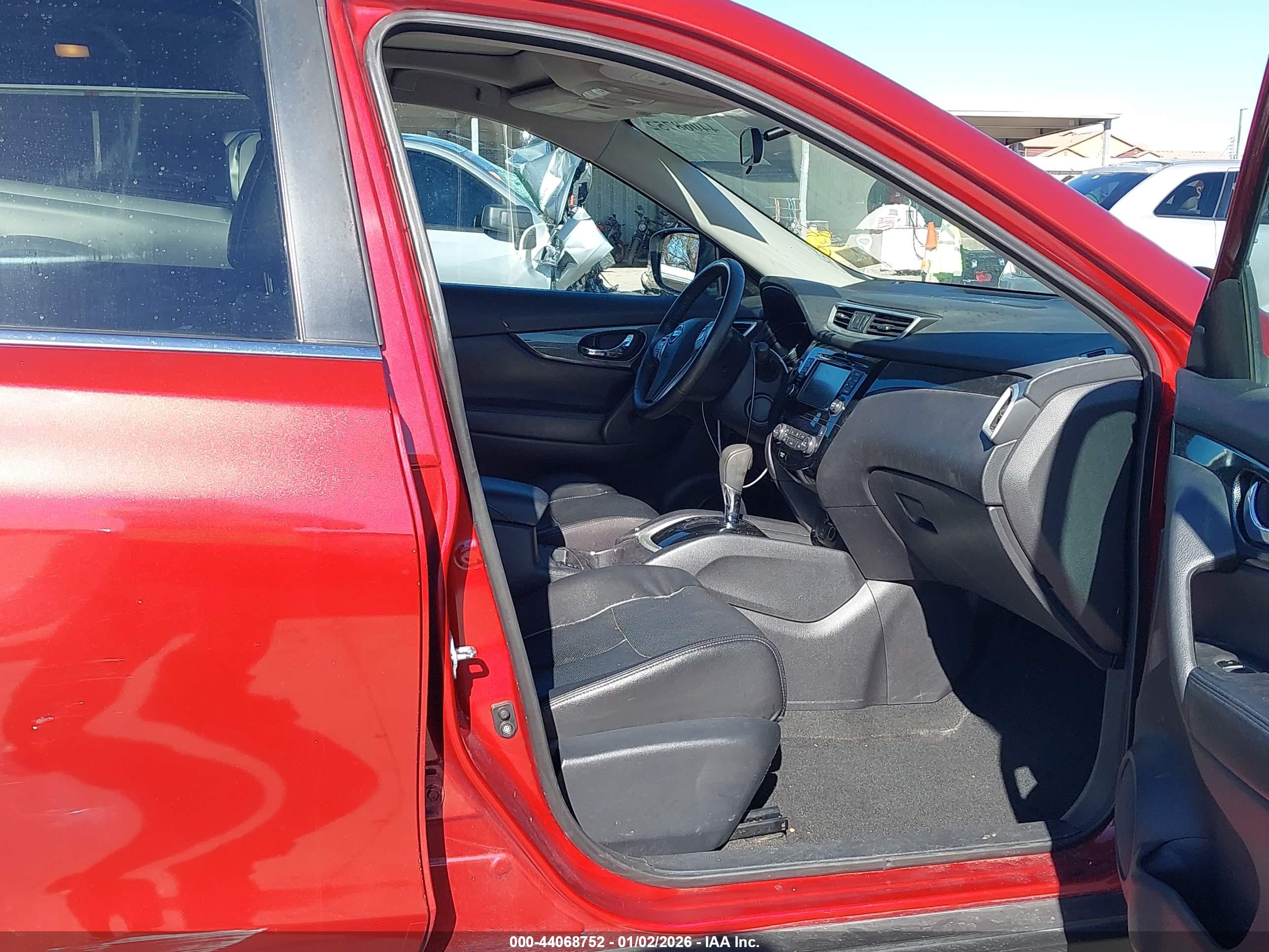 NISSAN ROGUE image 5