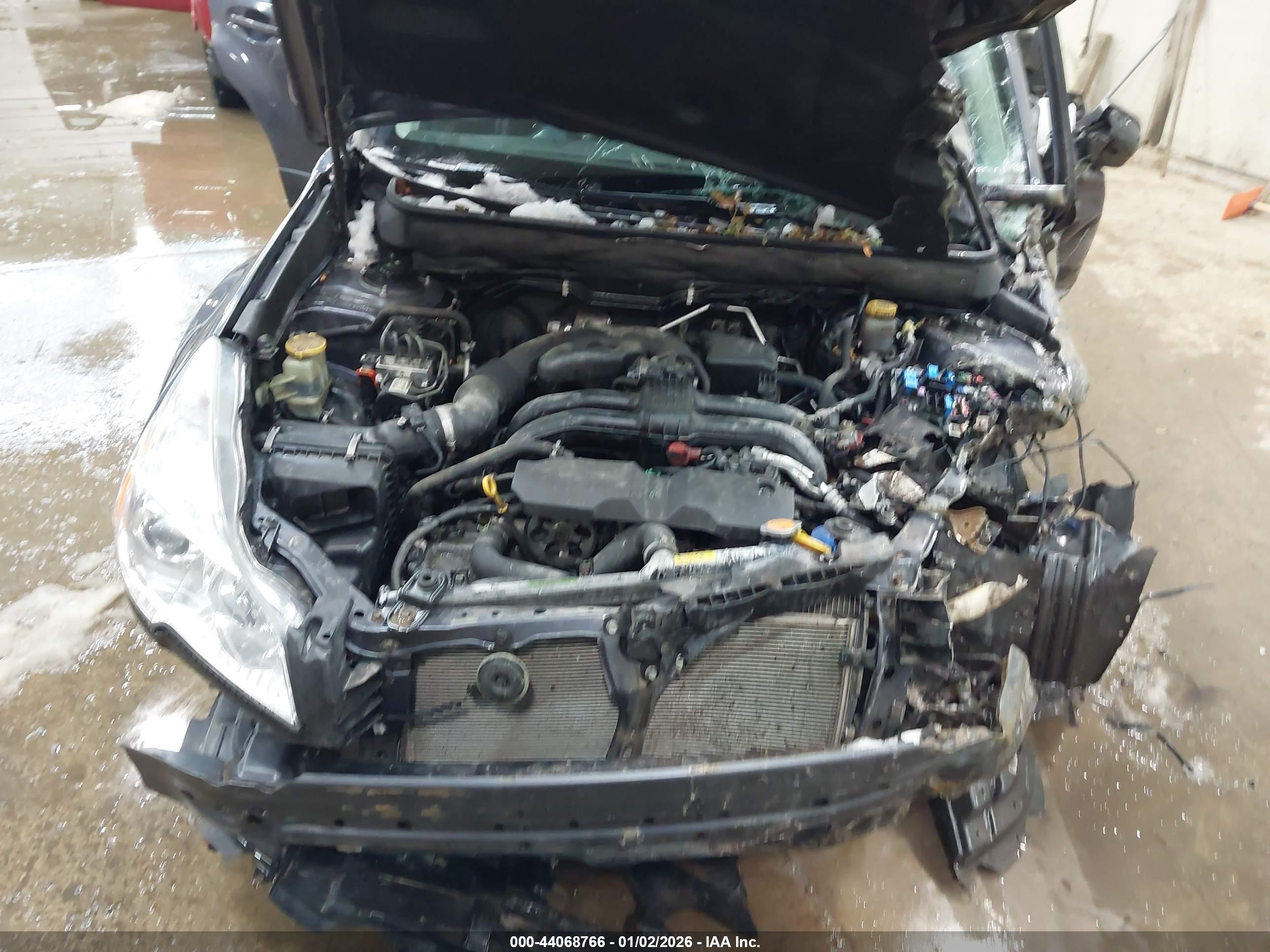 SUBARU OUTBACK image 10