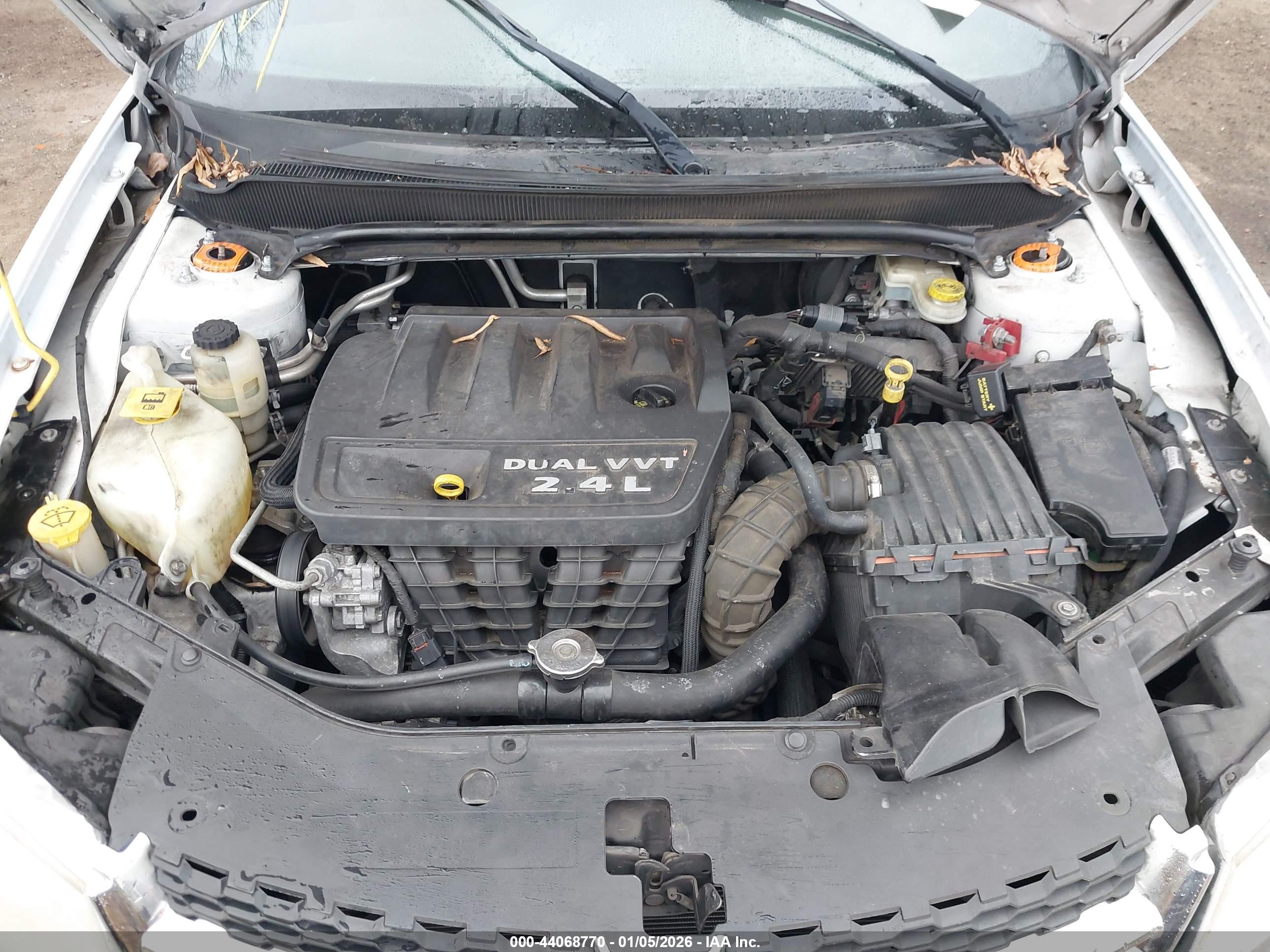 DODGE AVENGER image 10