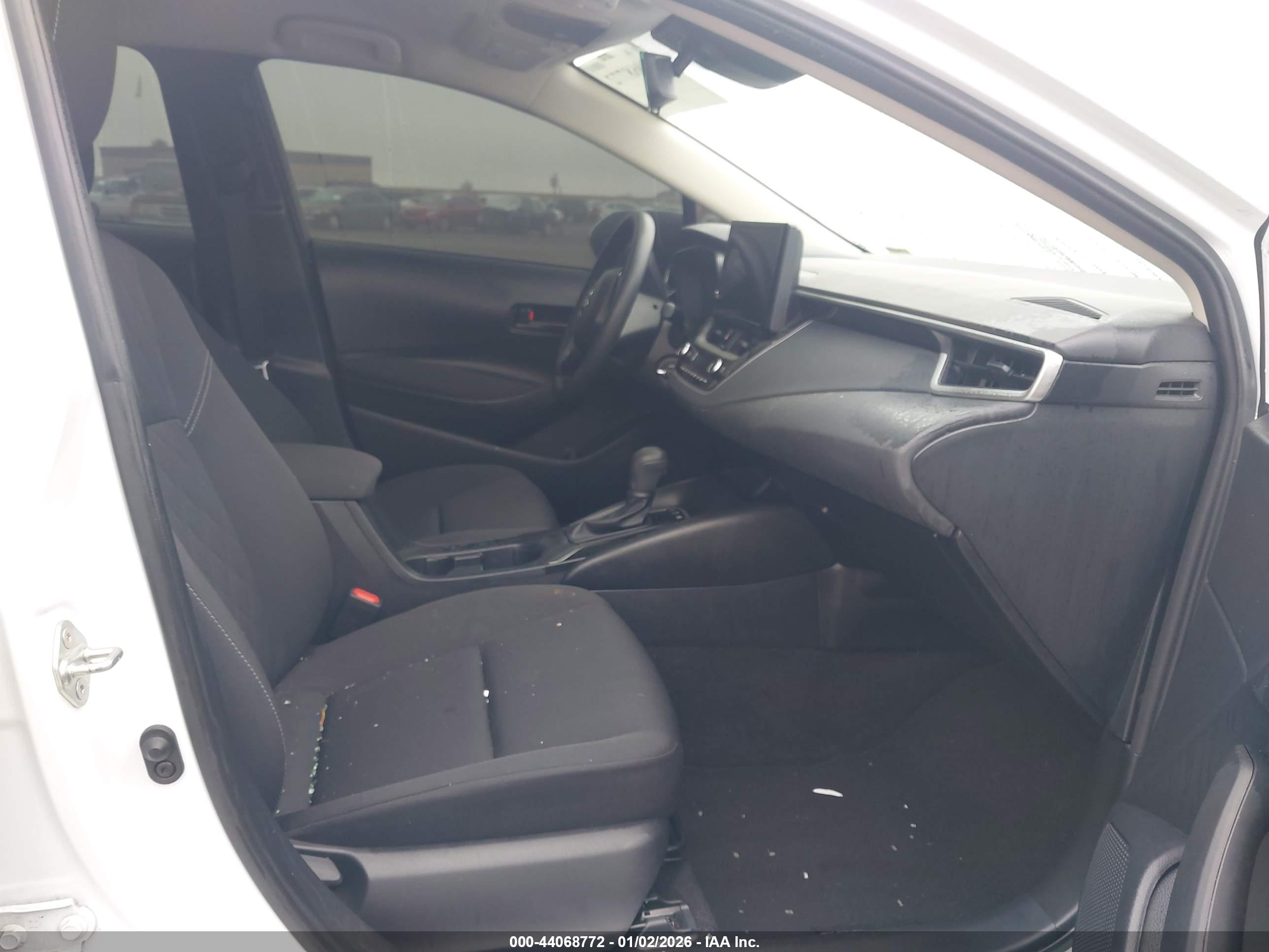 TOYOTA COROLLA image 5