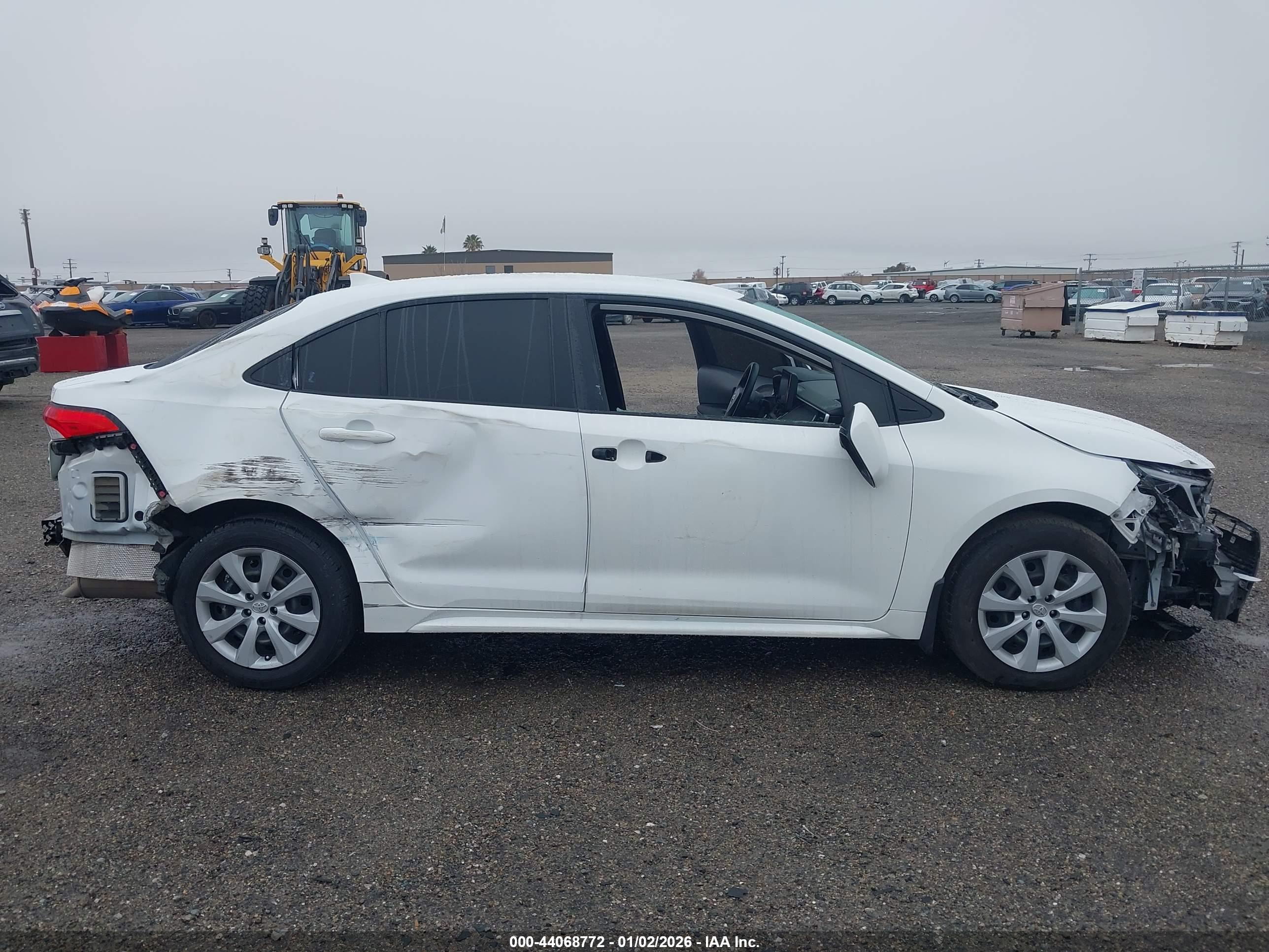 TOYOTA COROLLA image 6