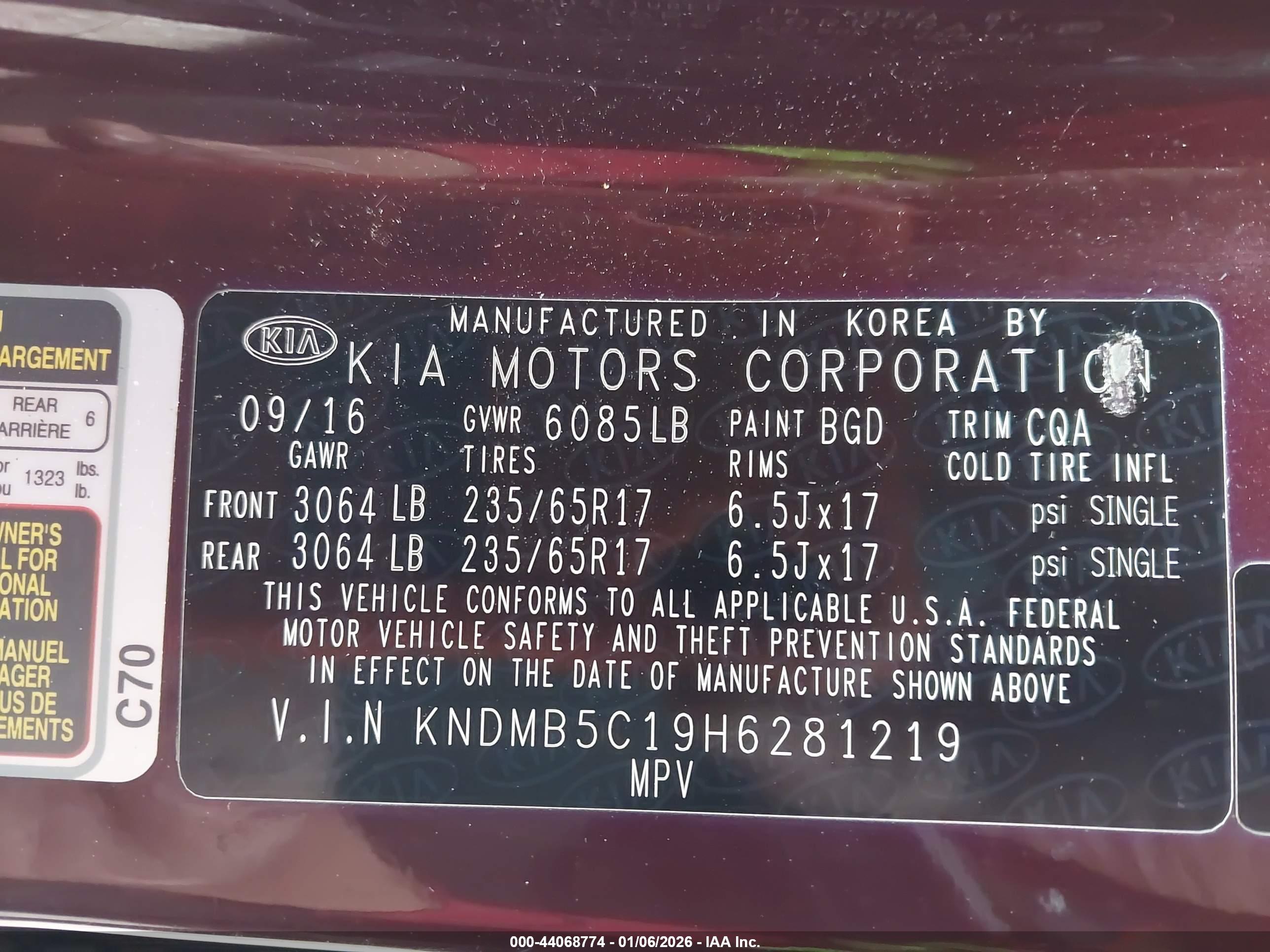KIA SEDONA image 9