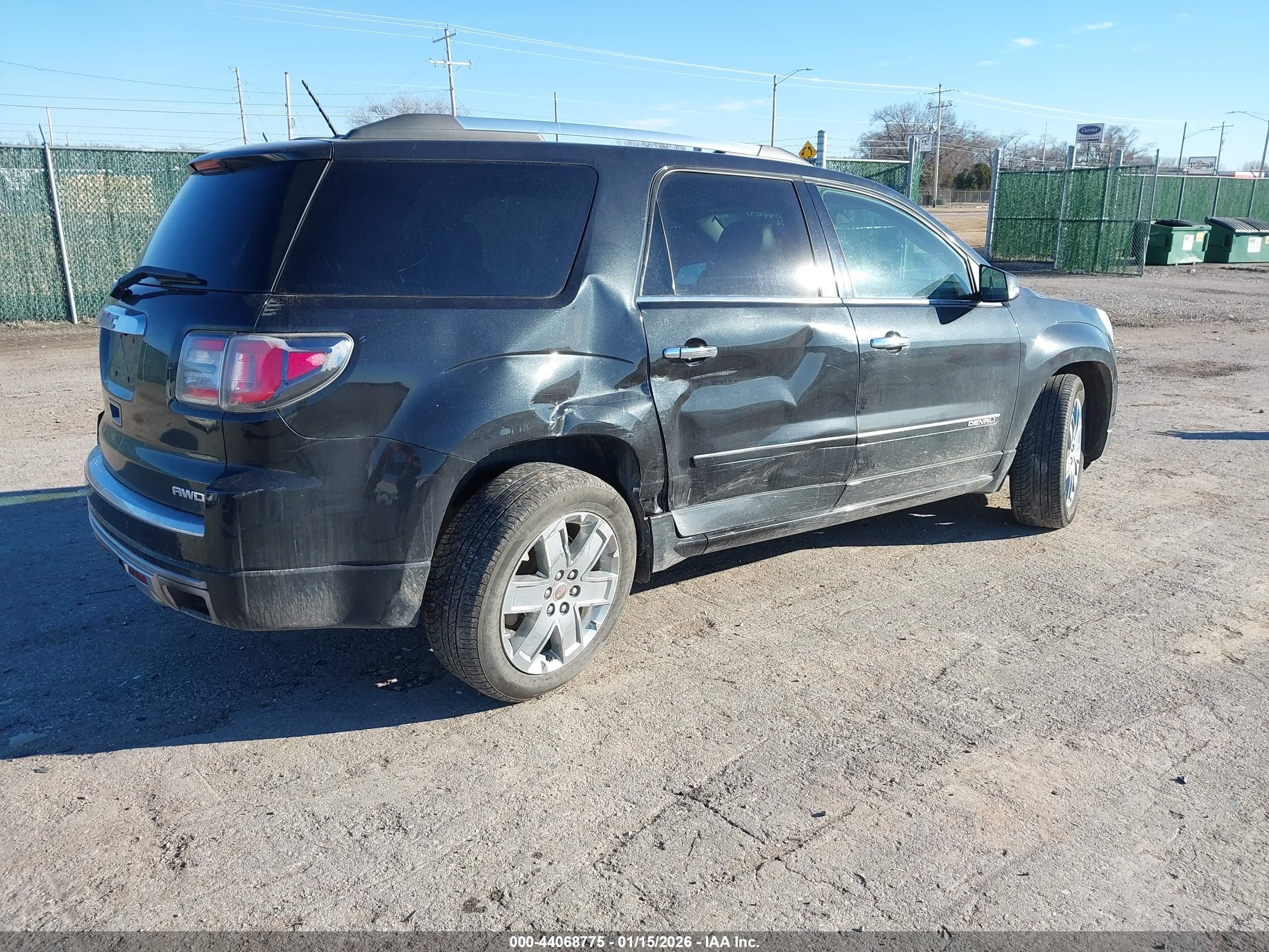 GMC ACADIA image 4