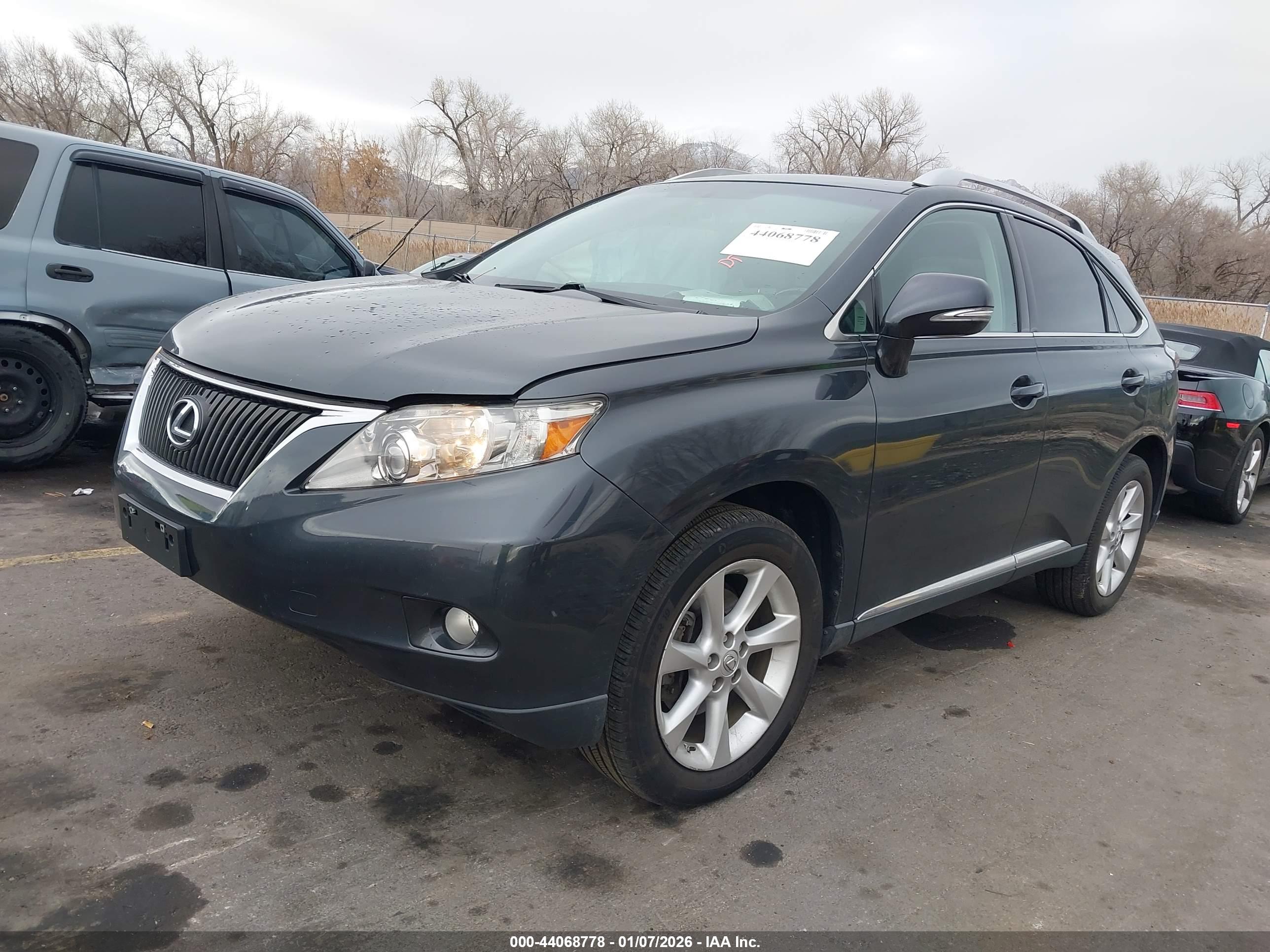 LEXUS RX image 2