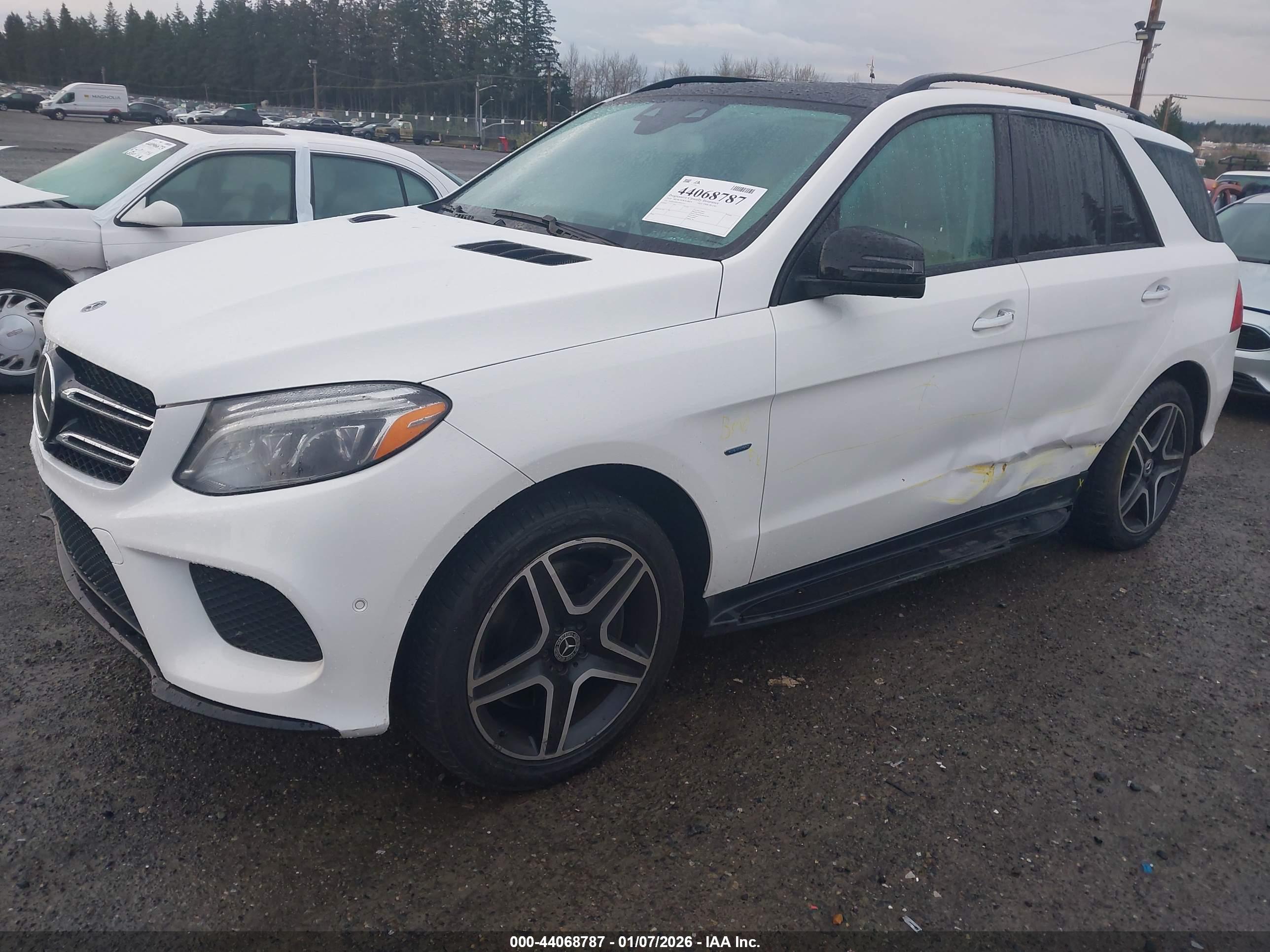 MERCEDES-BENZ GLE image 2