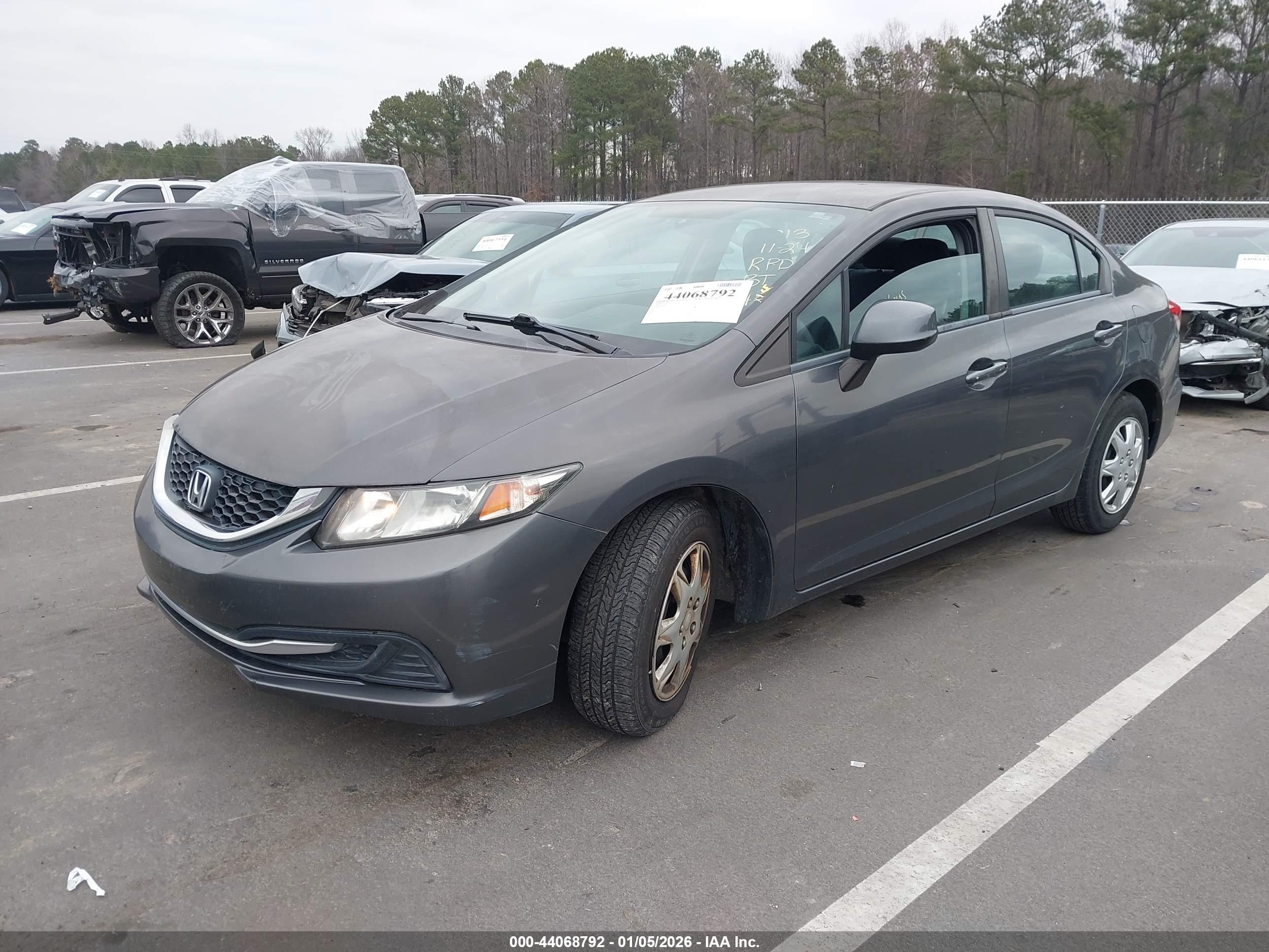 HONDA CIVIC image 2