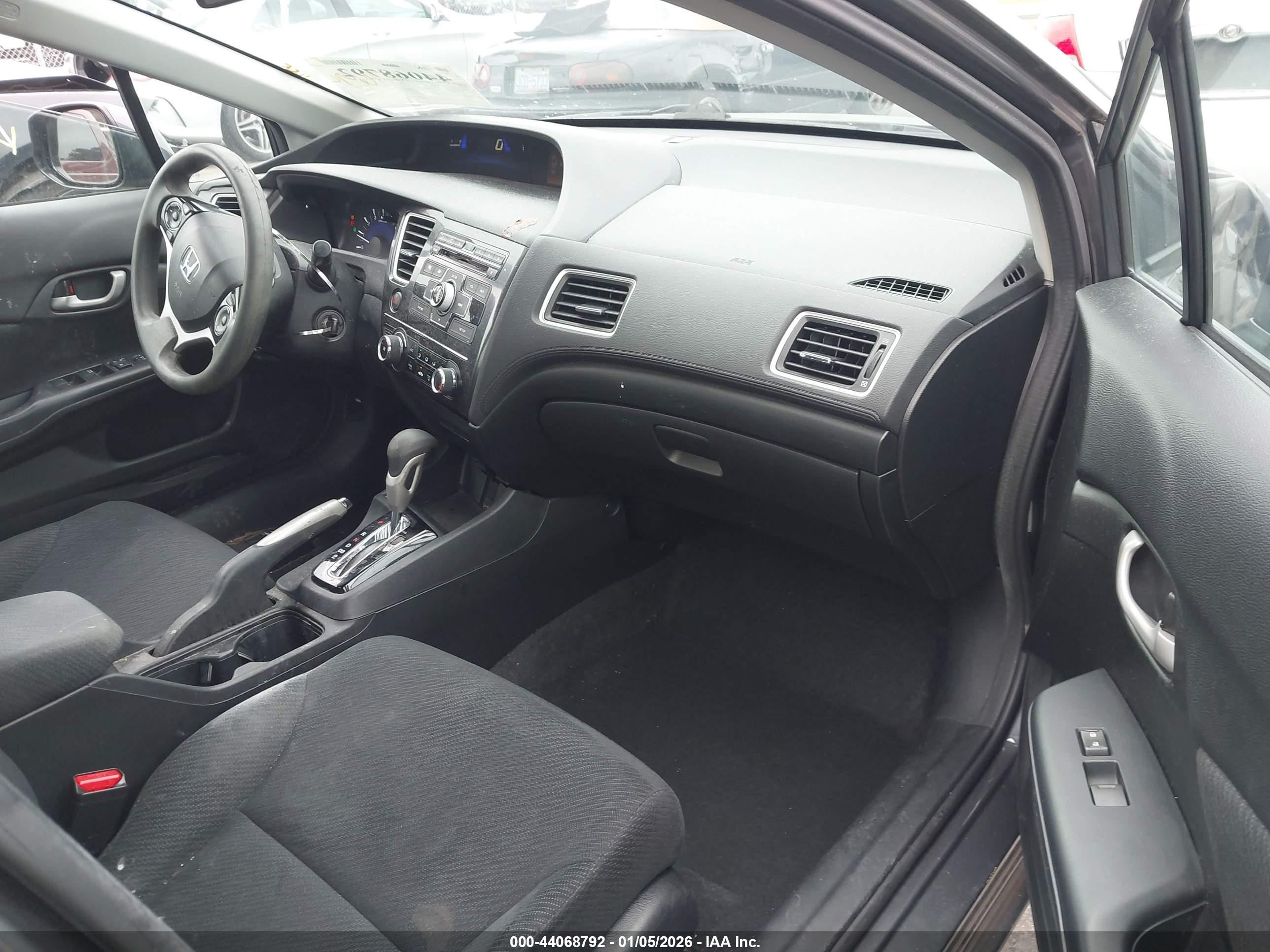 HONDA CIVIC image 5