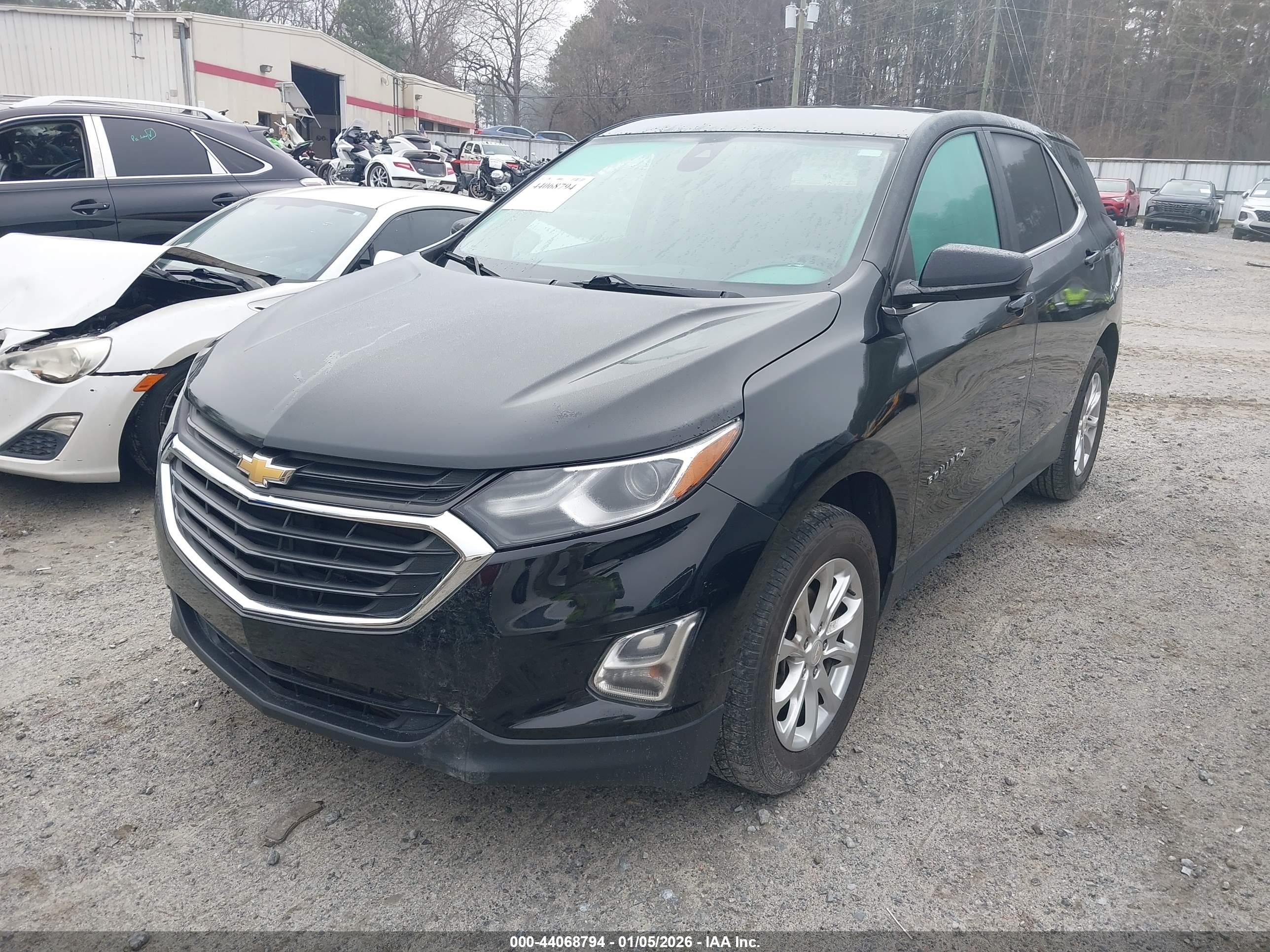 CHEVROLET EQUINOX image 2
