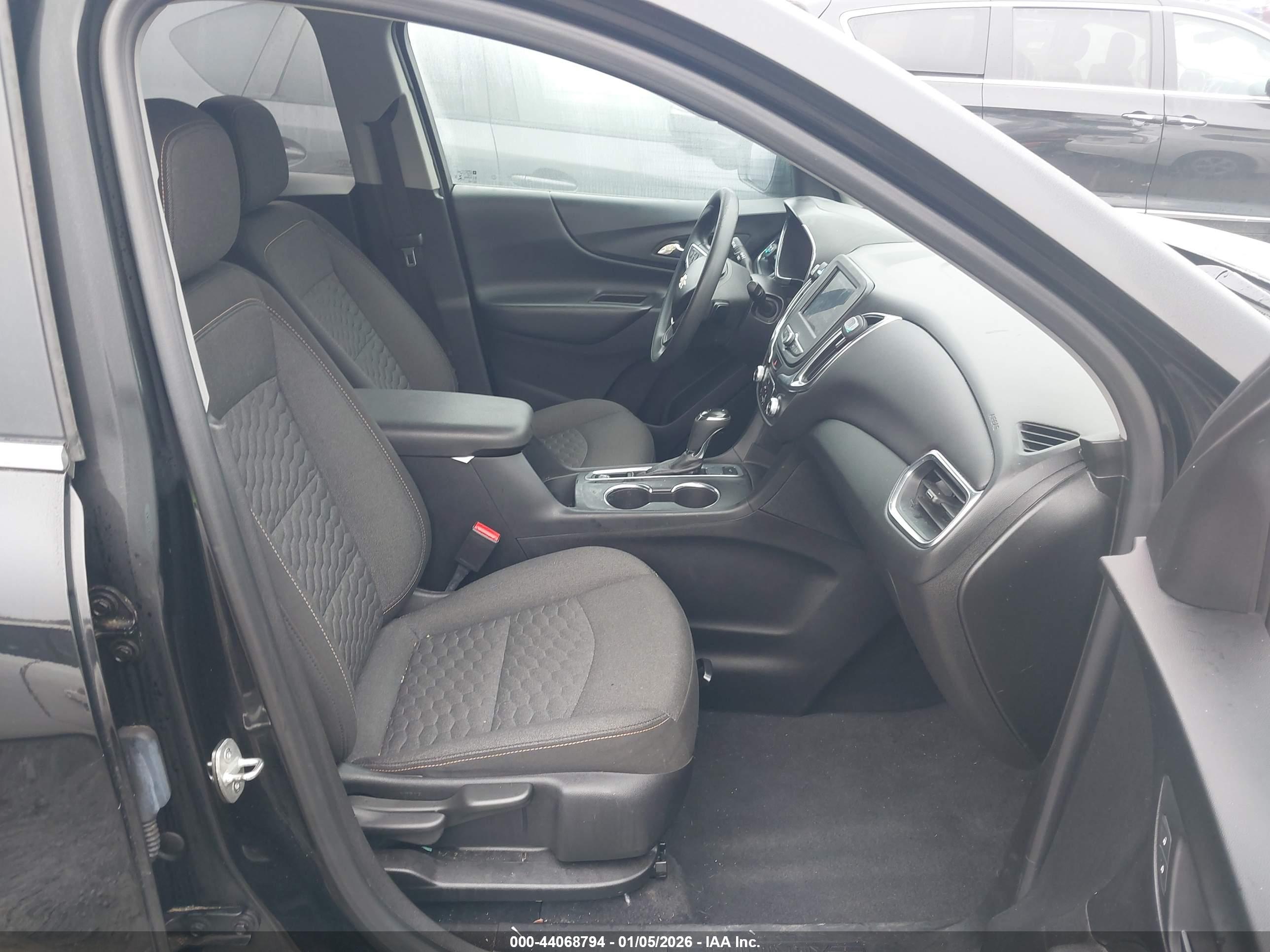 CHEVROLET EQUINOX image 5