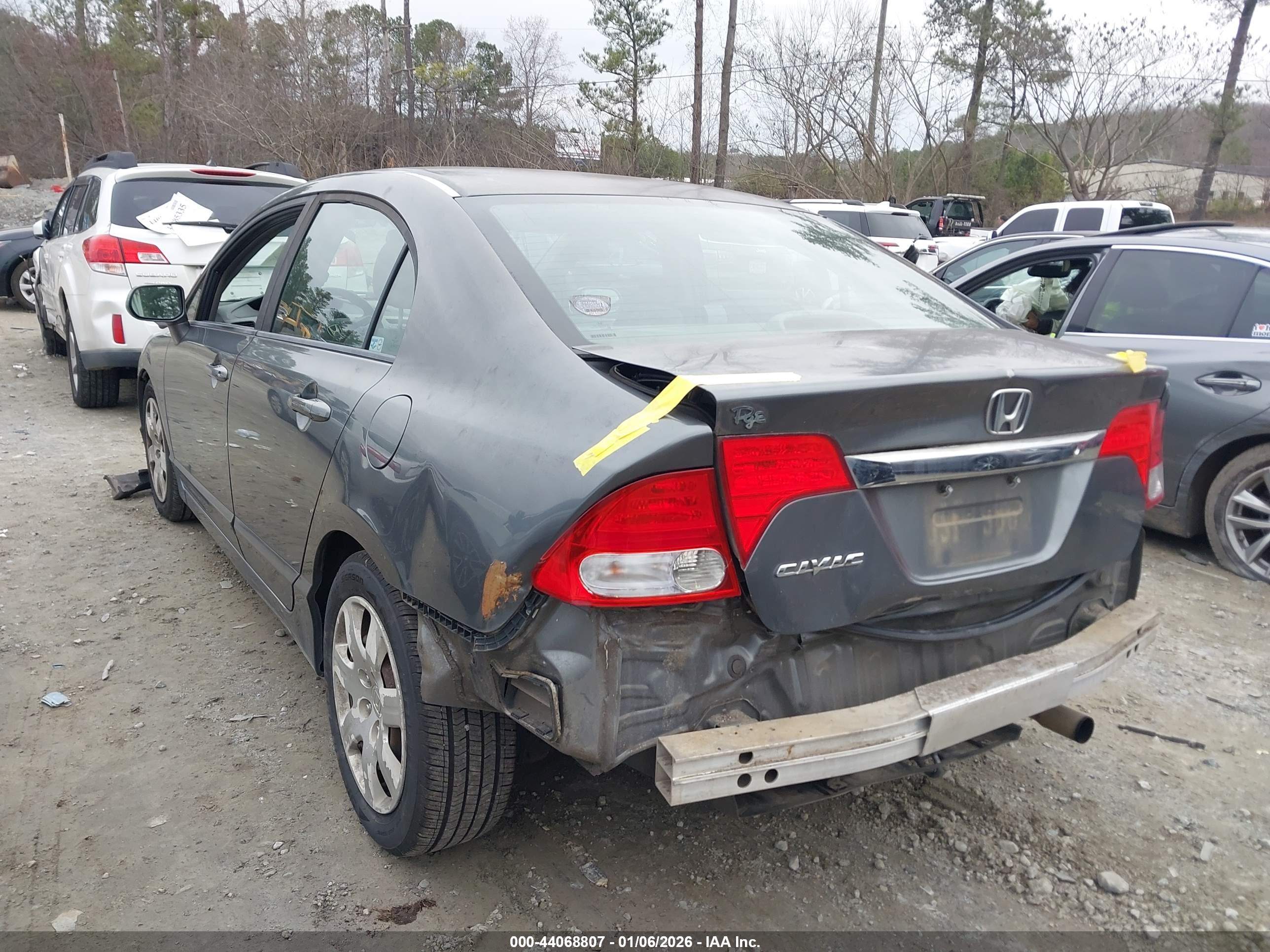 HONDA CIVIC image 3
