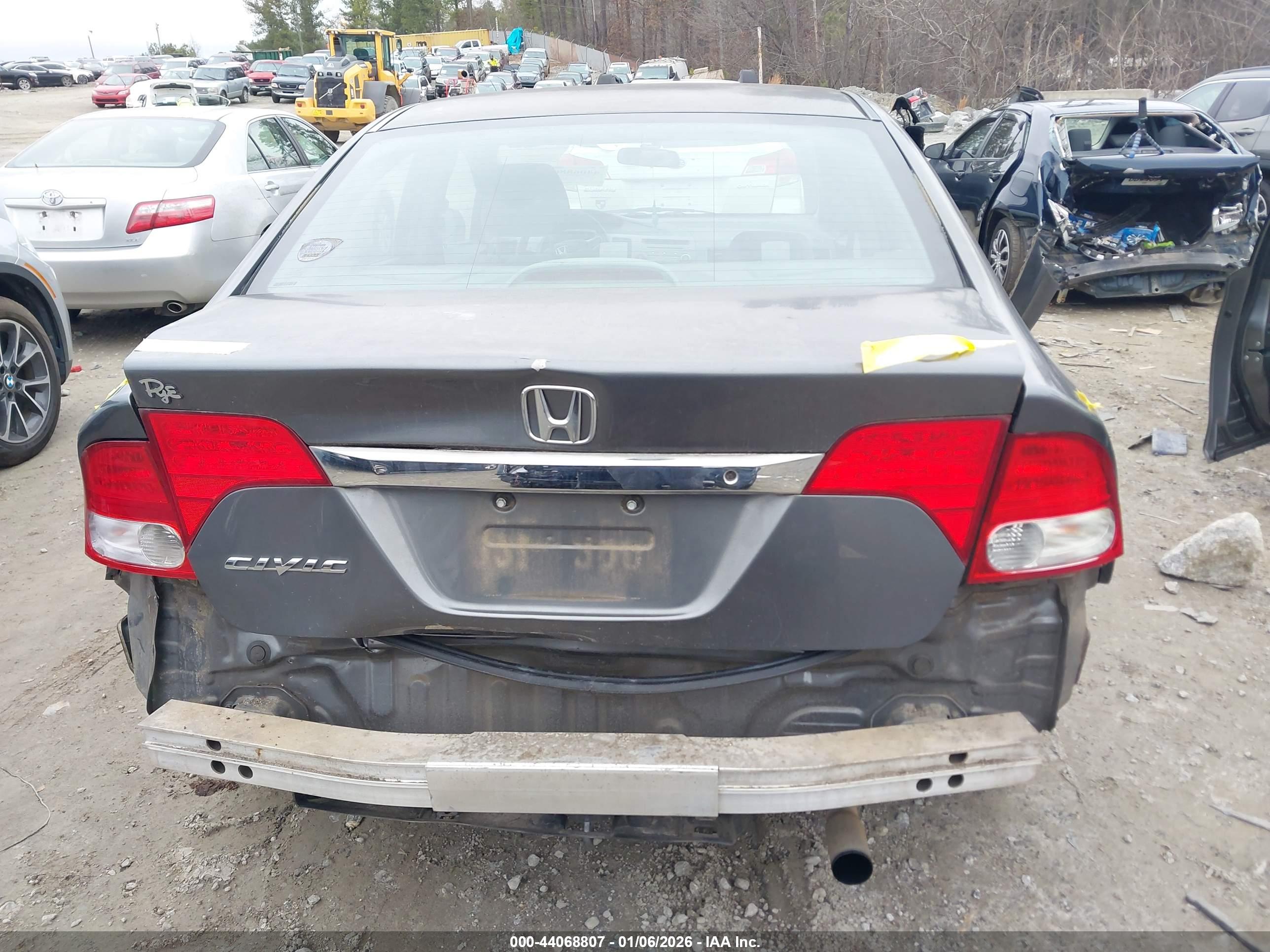 HONDA CIVIC image 6