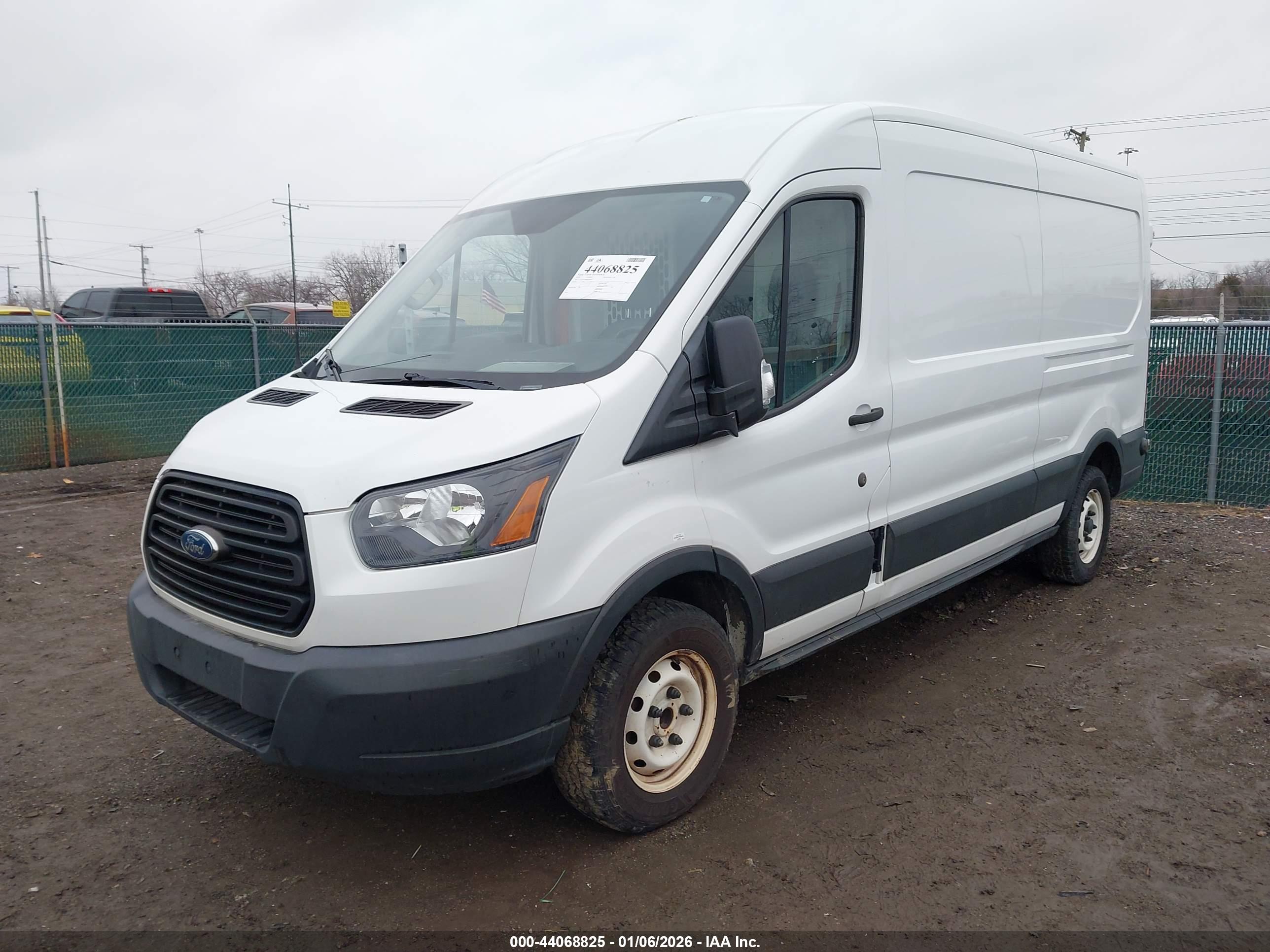 FORD TRANSIT-150 image 2