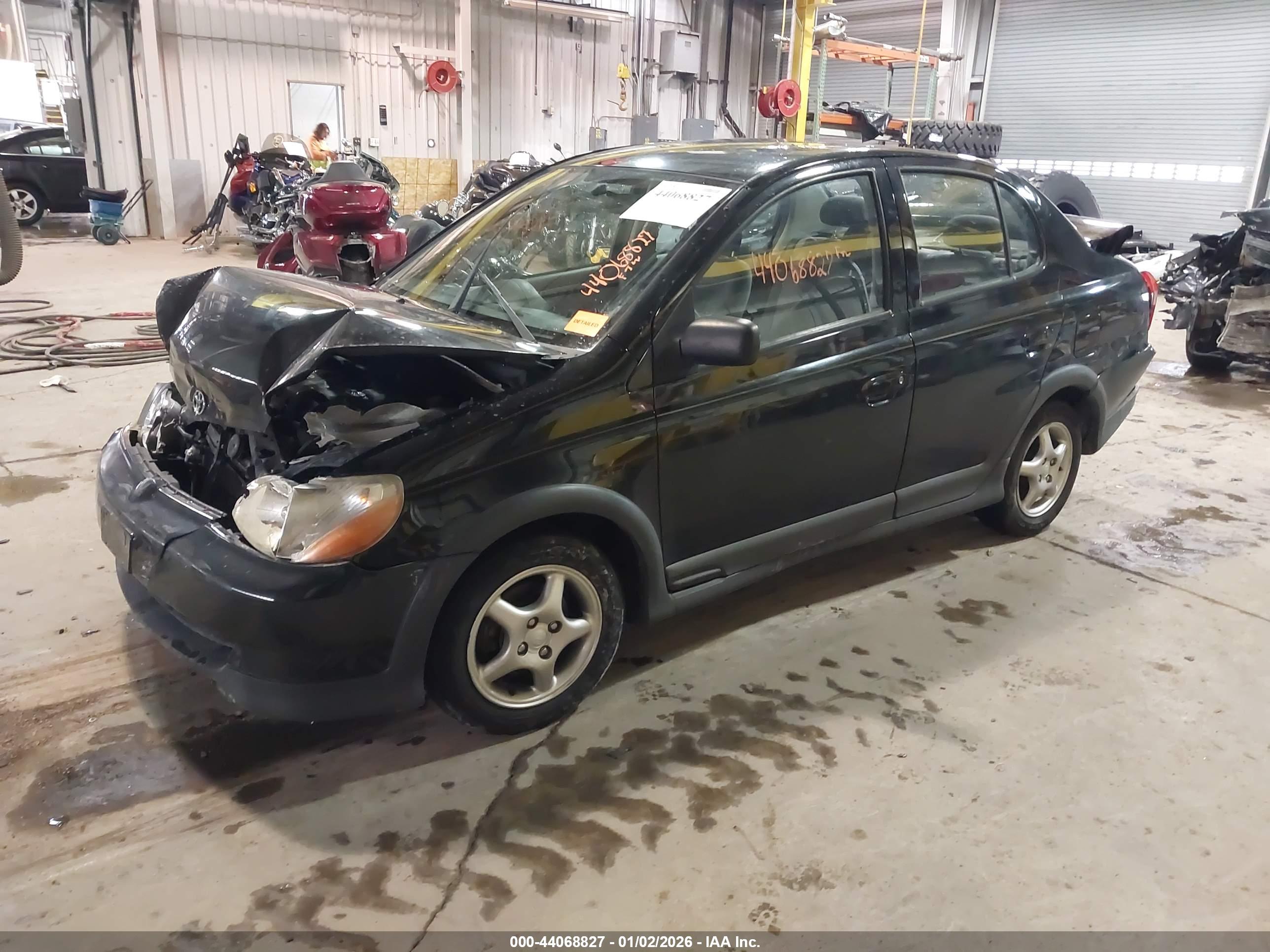 TOYOTA ECHO image 2