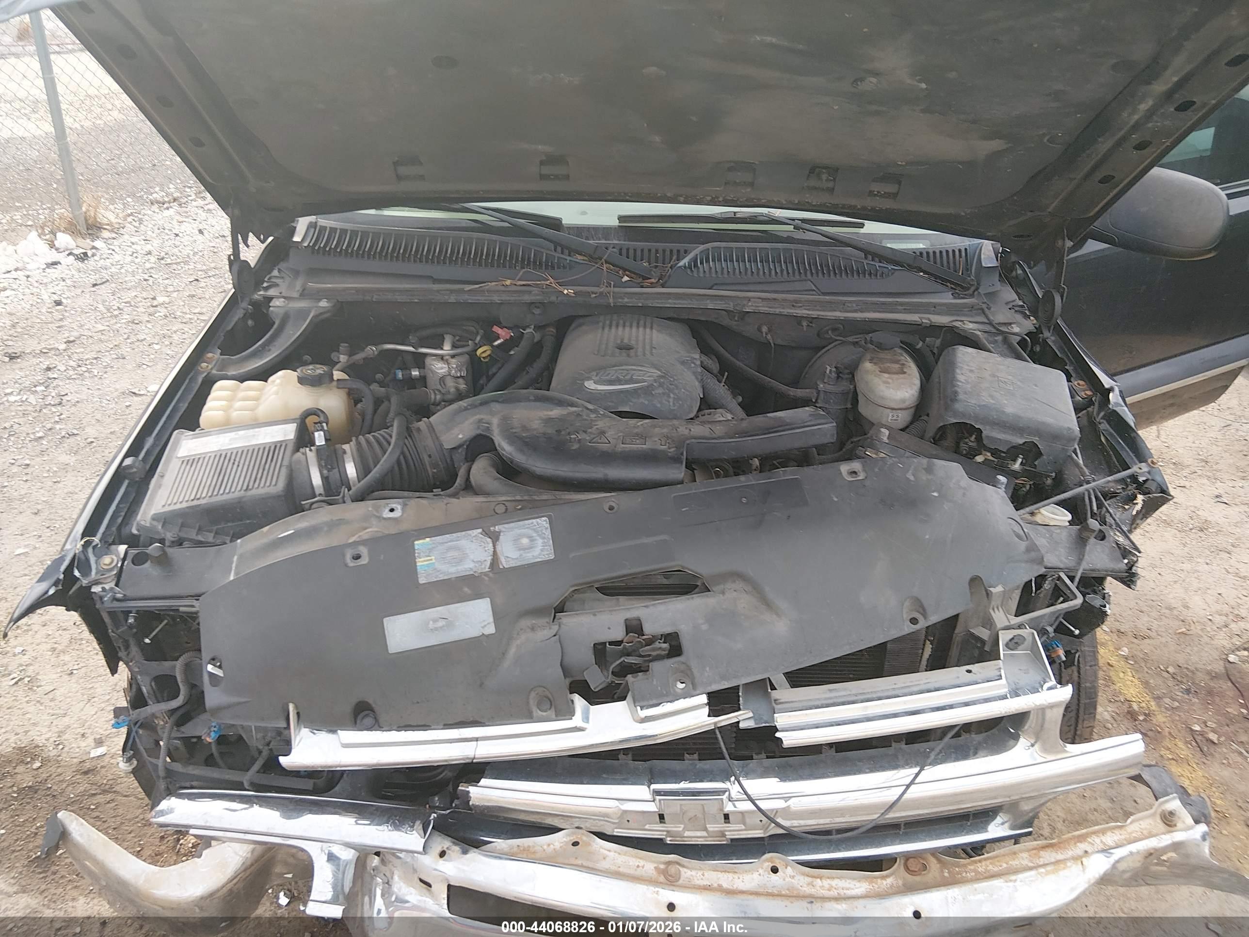 CHEVROLET TAHOE image 10