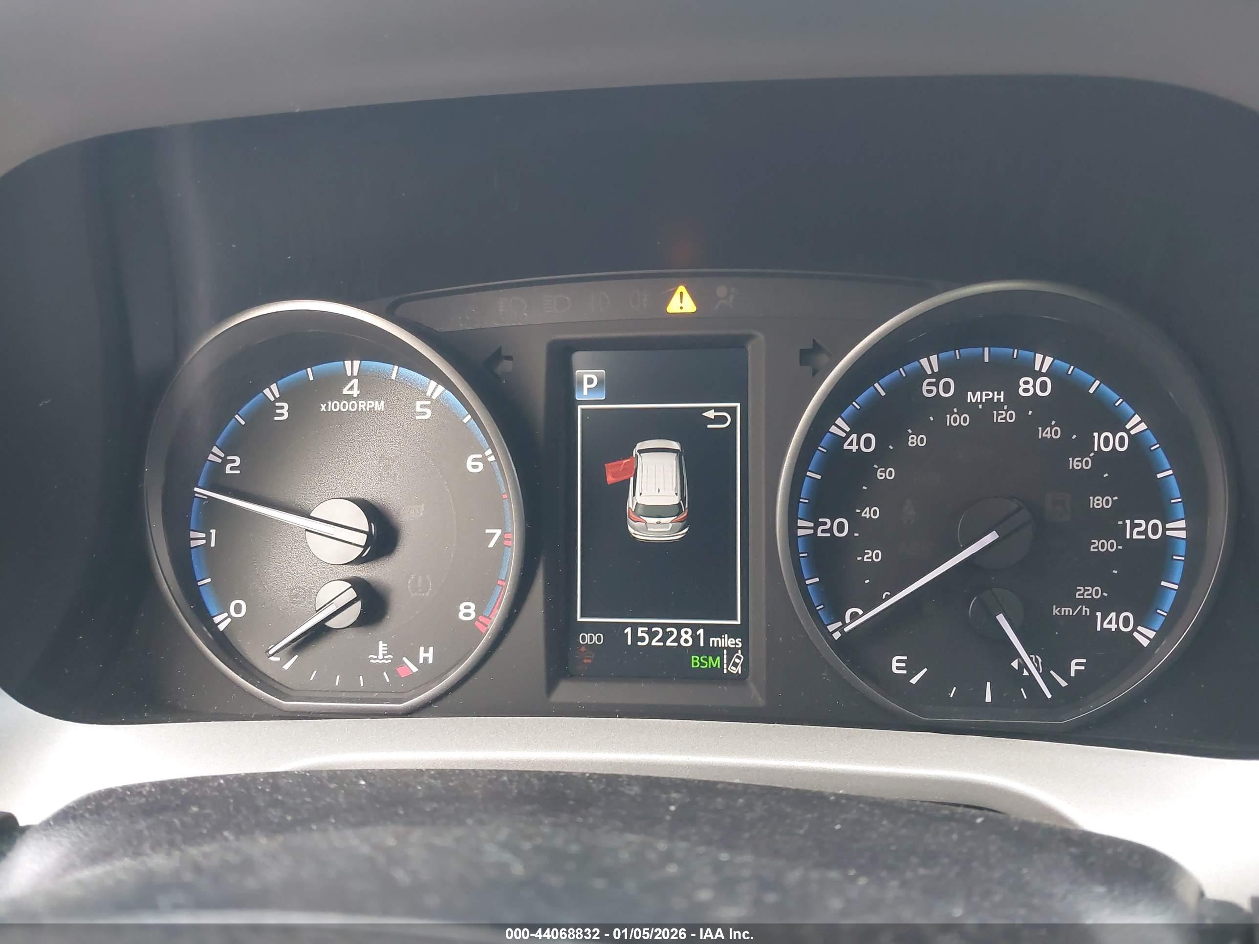 TOYOTA RAV4 image 7