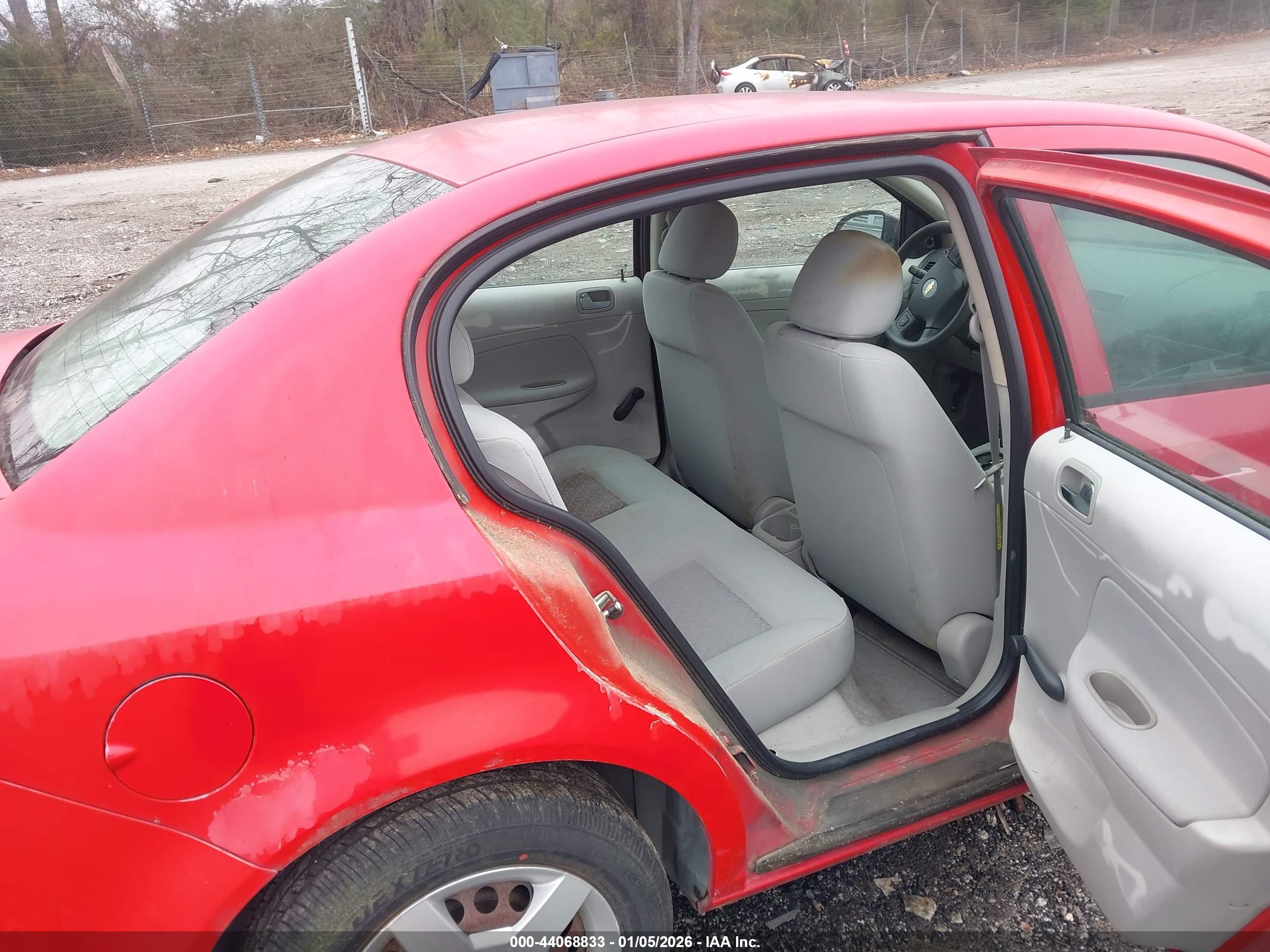 CHEVROLET COBALT image 8