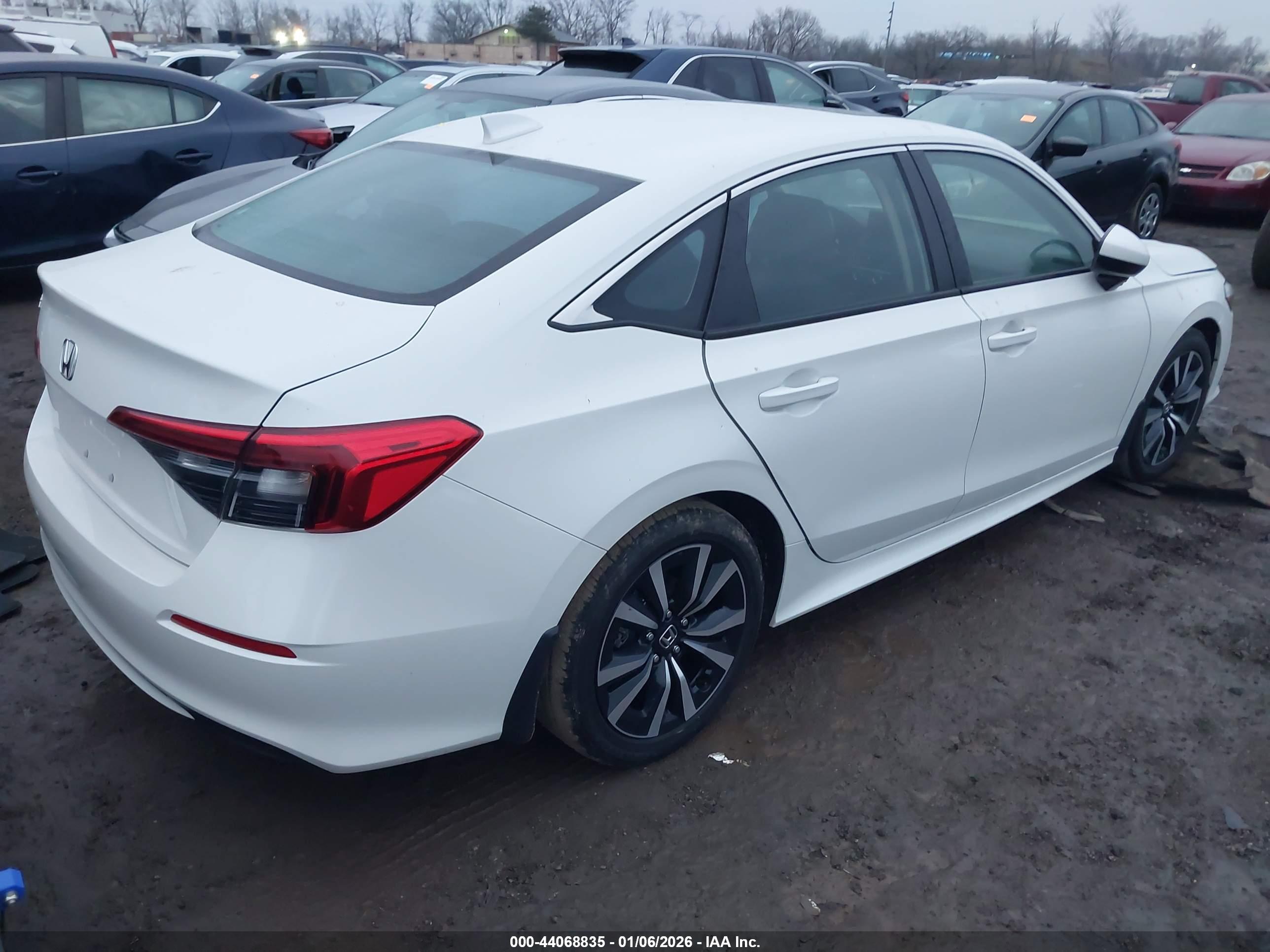 HONDA CIVIC image 4