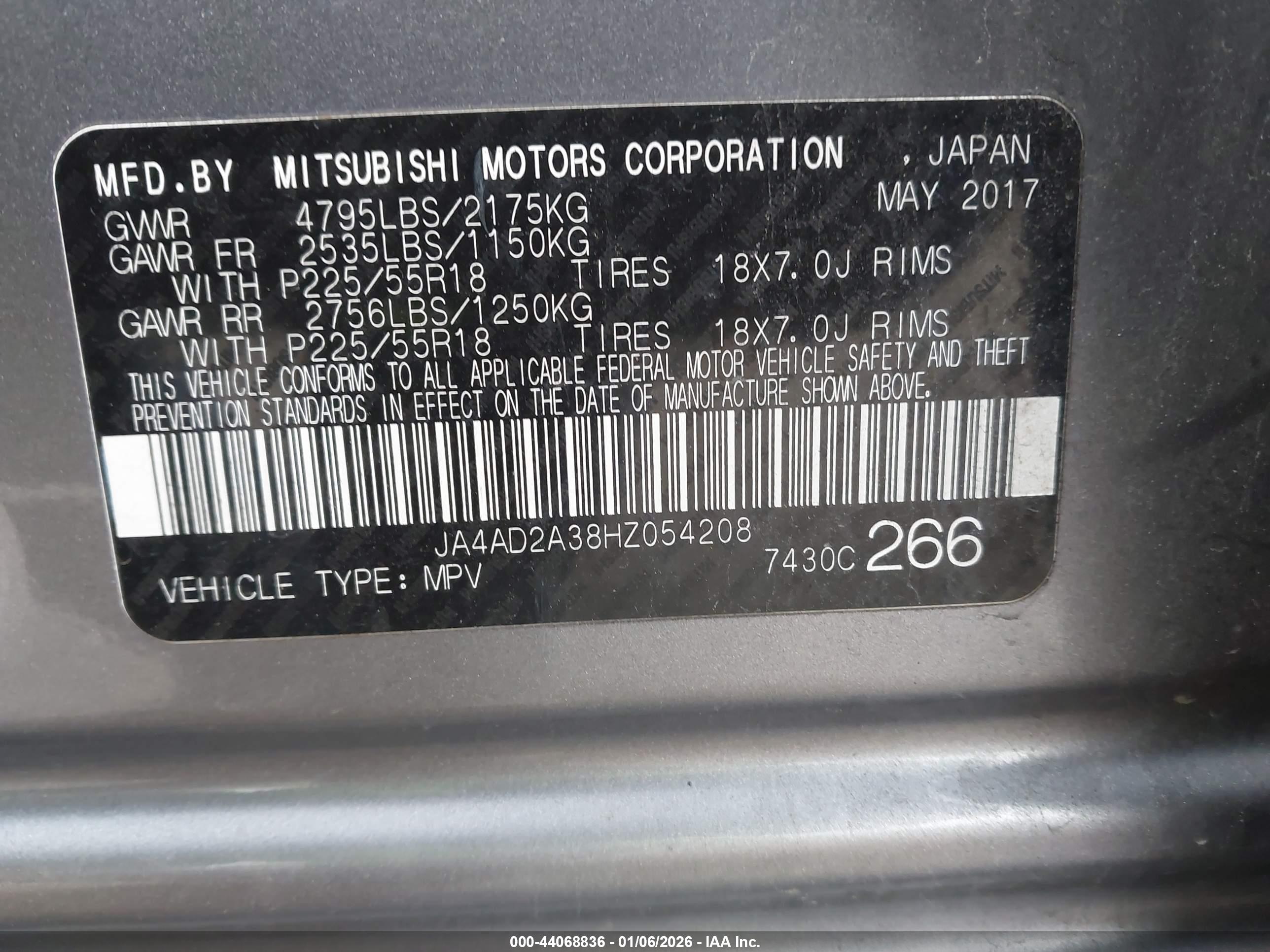 MITSUBISHI OUTLANDER image 9