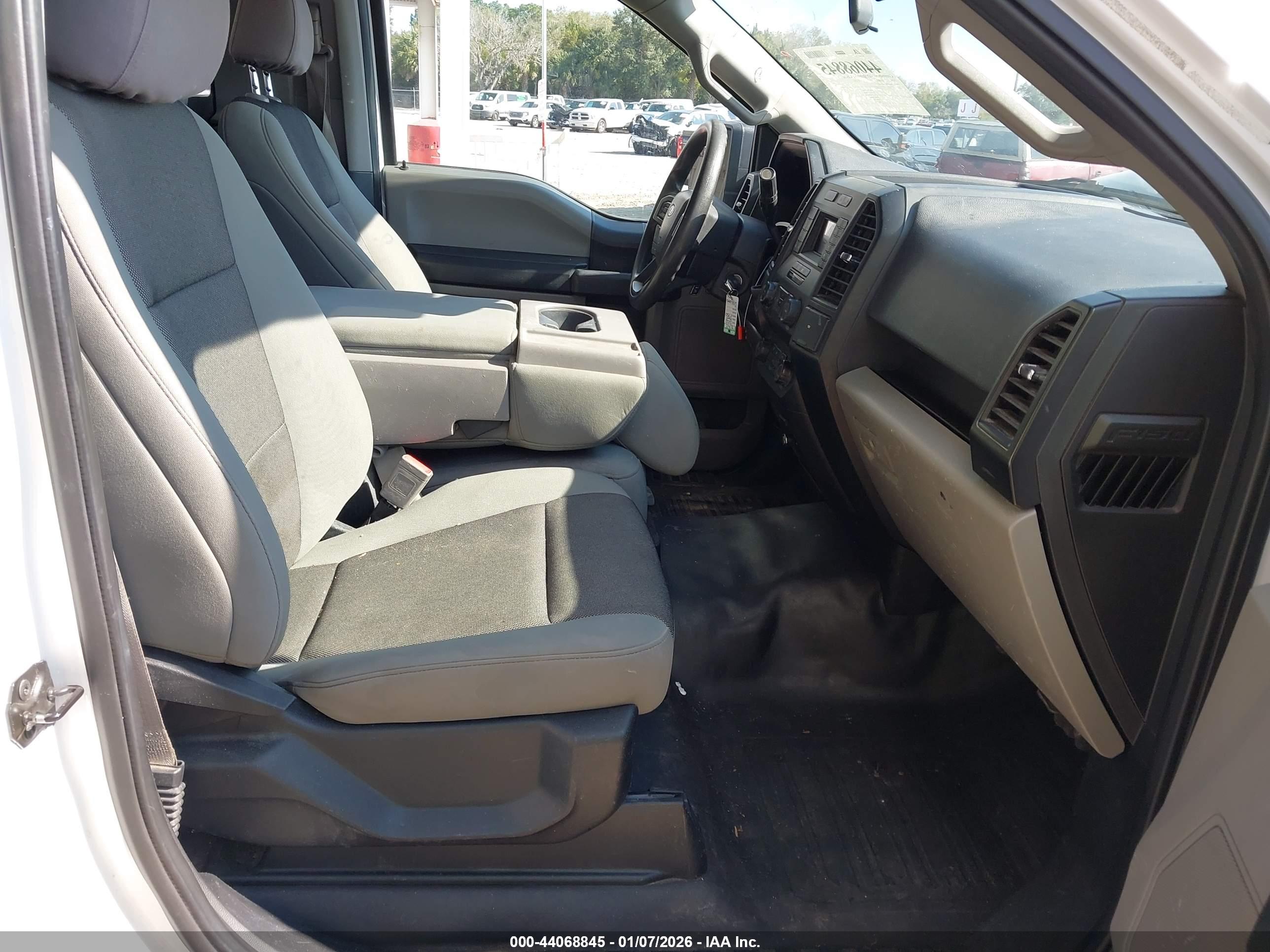 FORD F-150 image 5