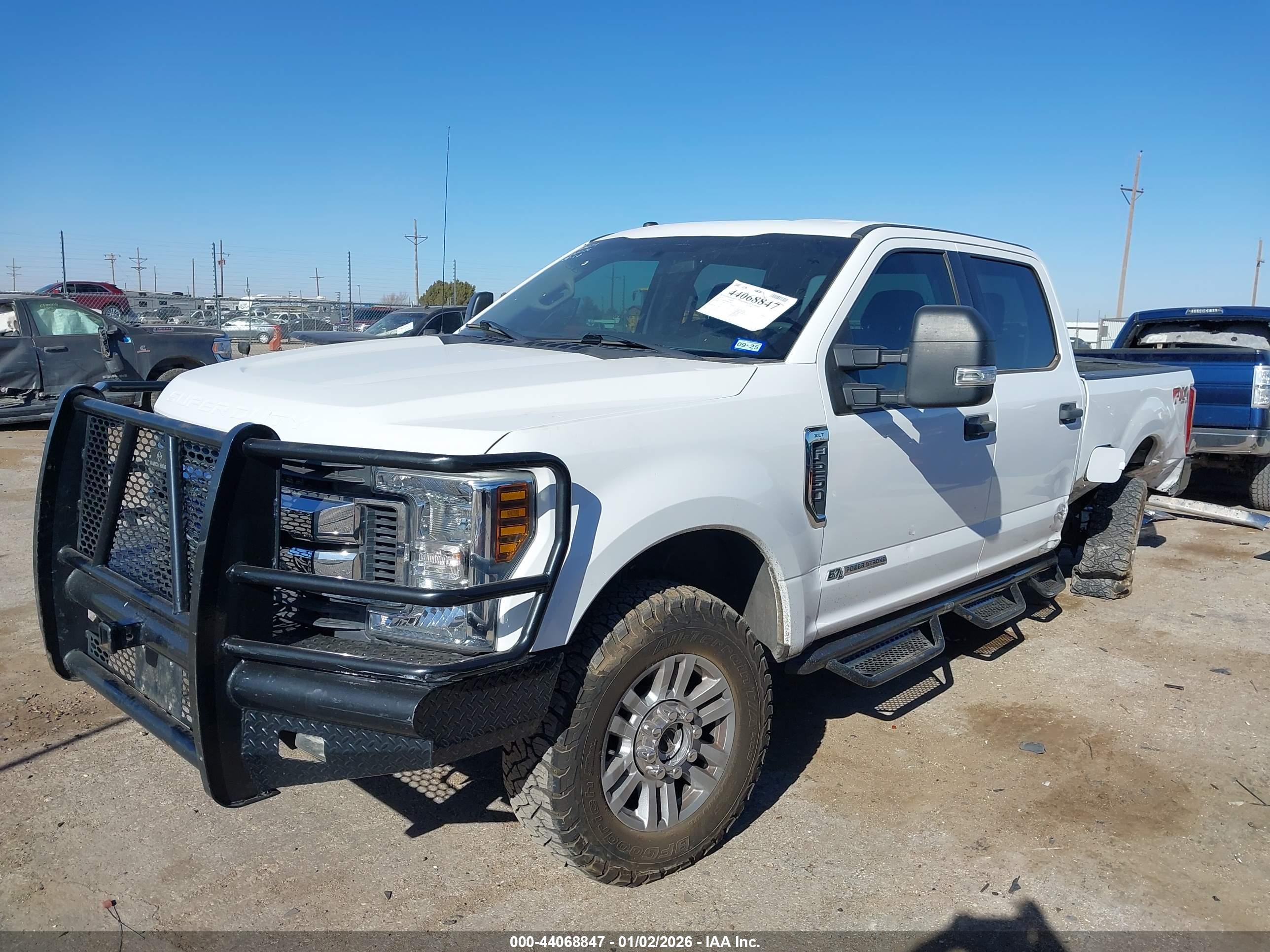 FORD F-250 image 2