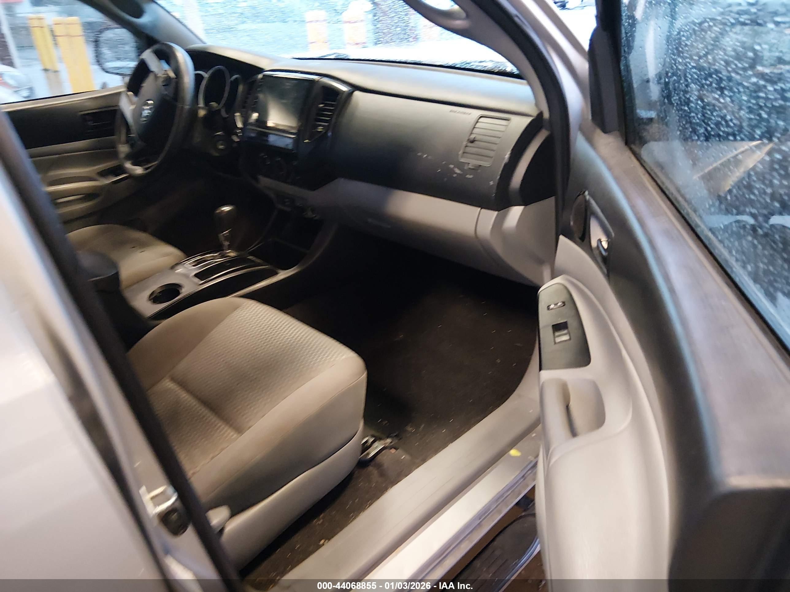 TOYOTA TACOMA image 5