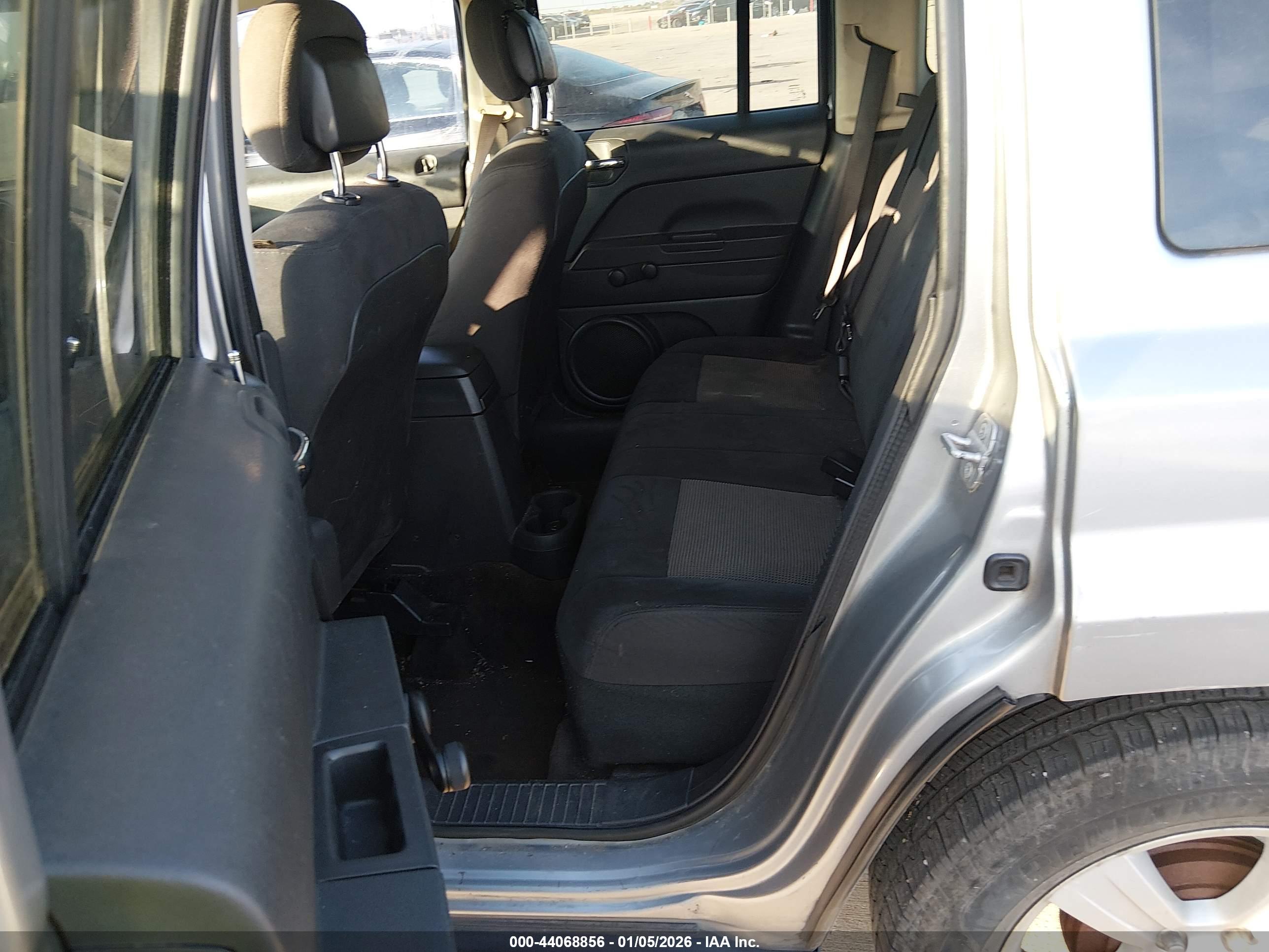 JEEP PATRIOT image 8